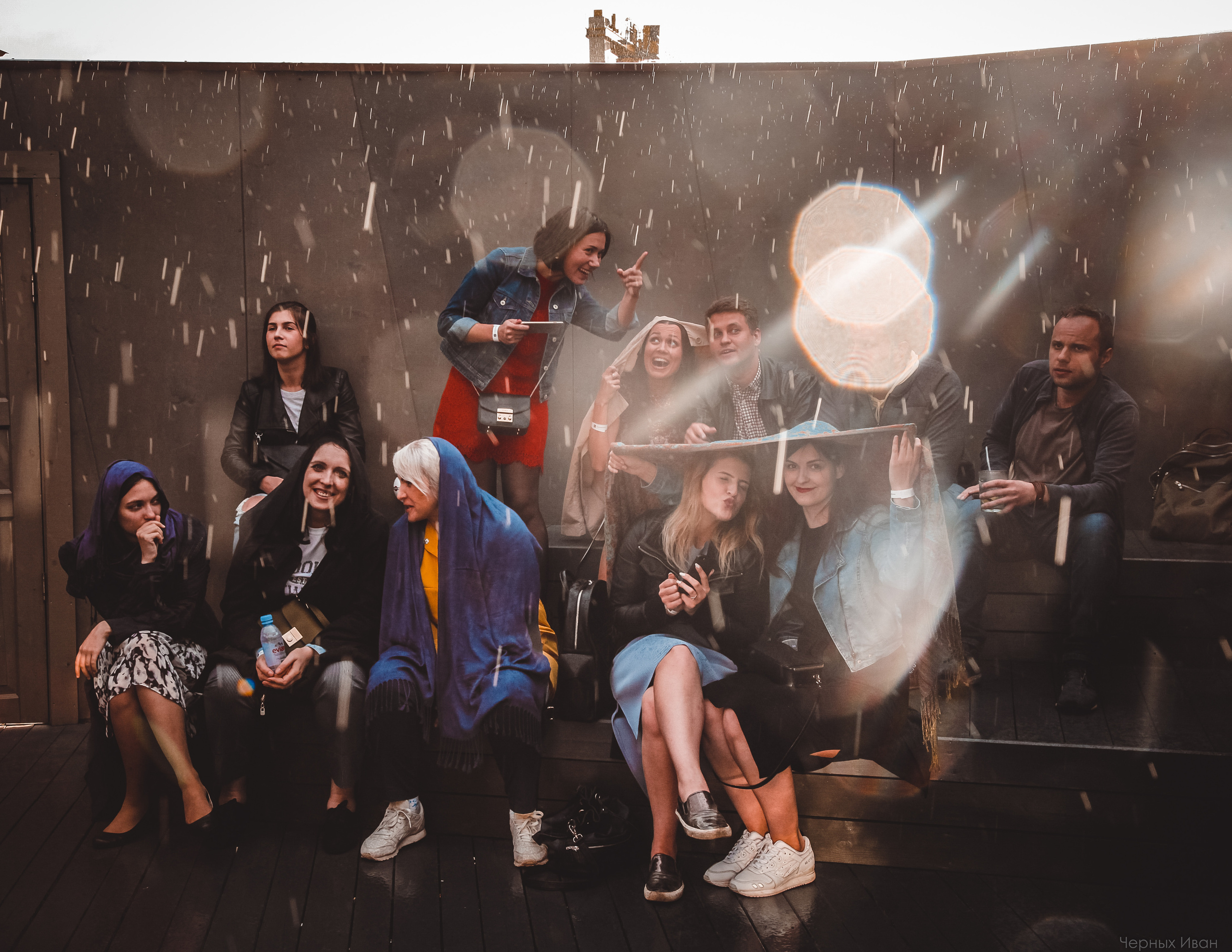 2017. Стрит-фотография, полная абсурда, идиотизма и красоты