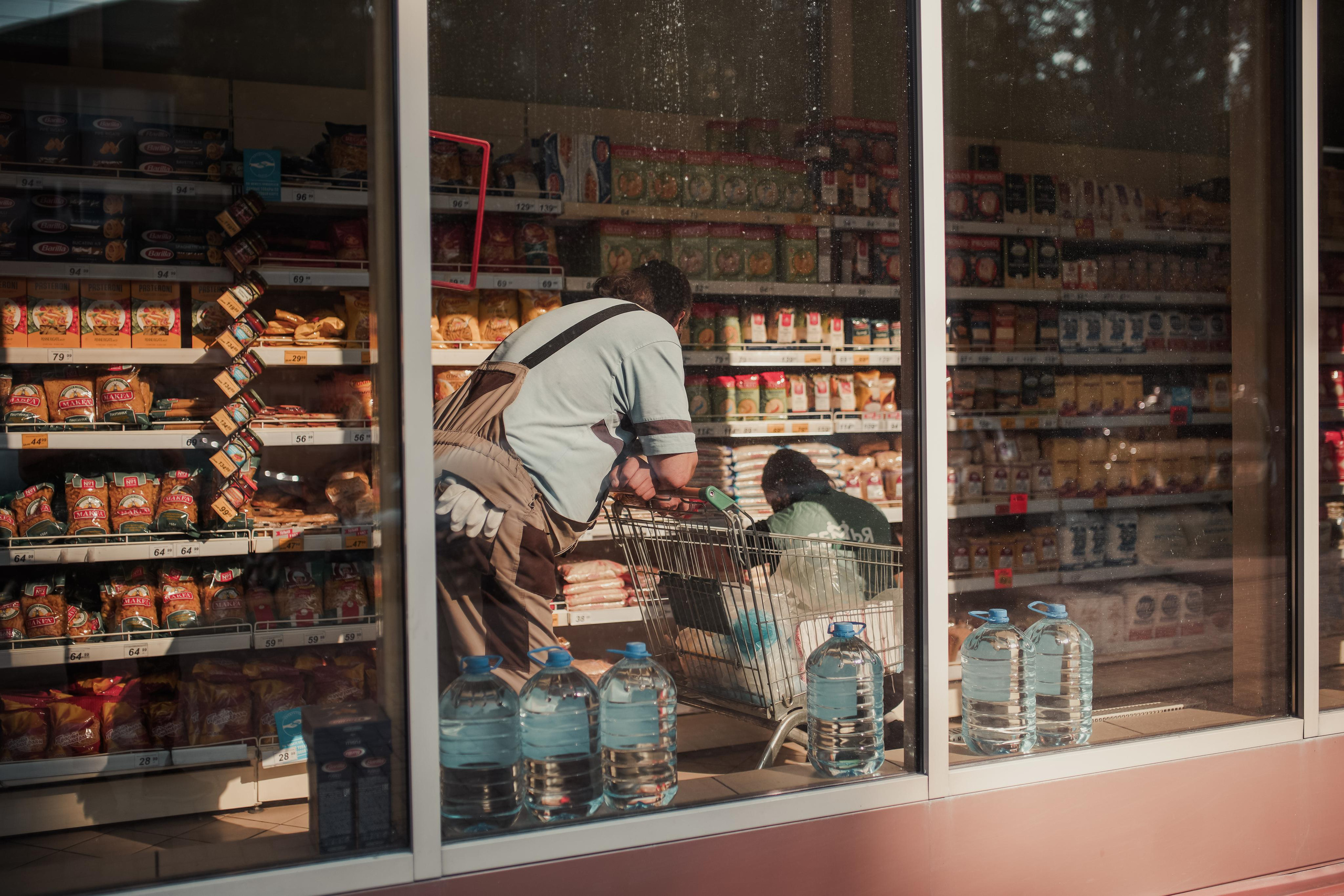2020. Стрит-фотография, полная абсурда, идиотизма и красоты
