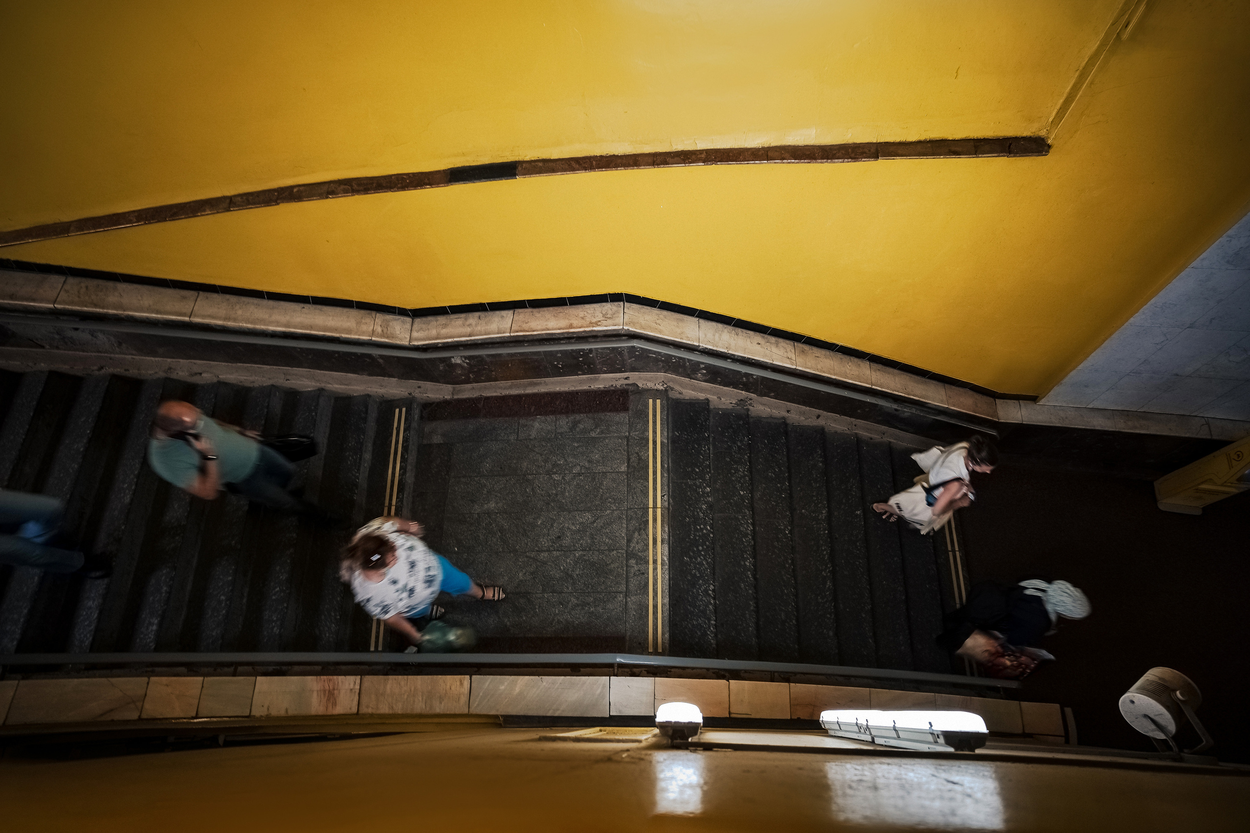 МОСКВА ТРАНСПОРТ. Стрит-фотография, полная абсурда, идиотизма и красоты