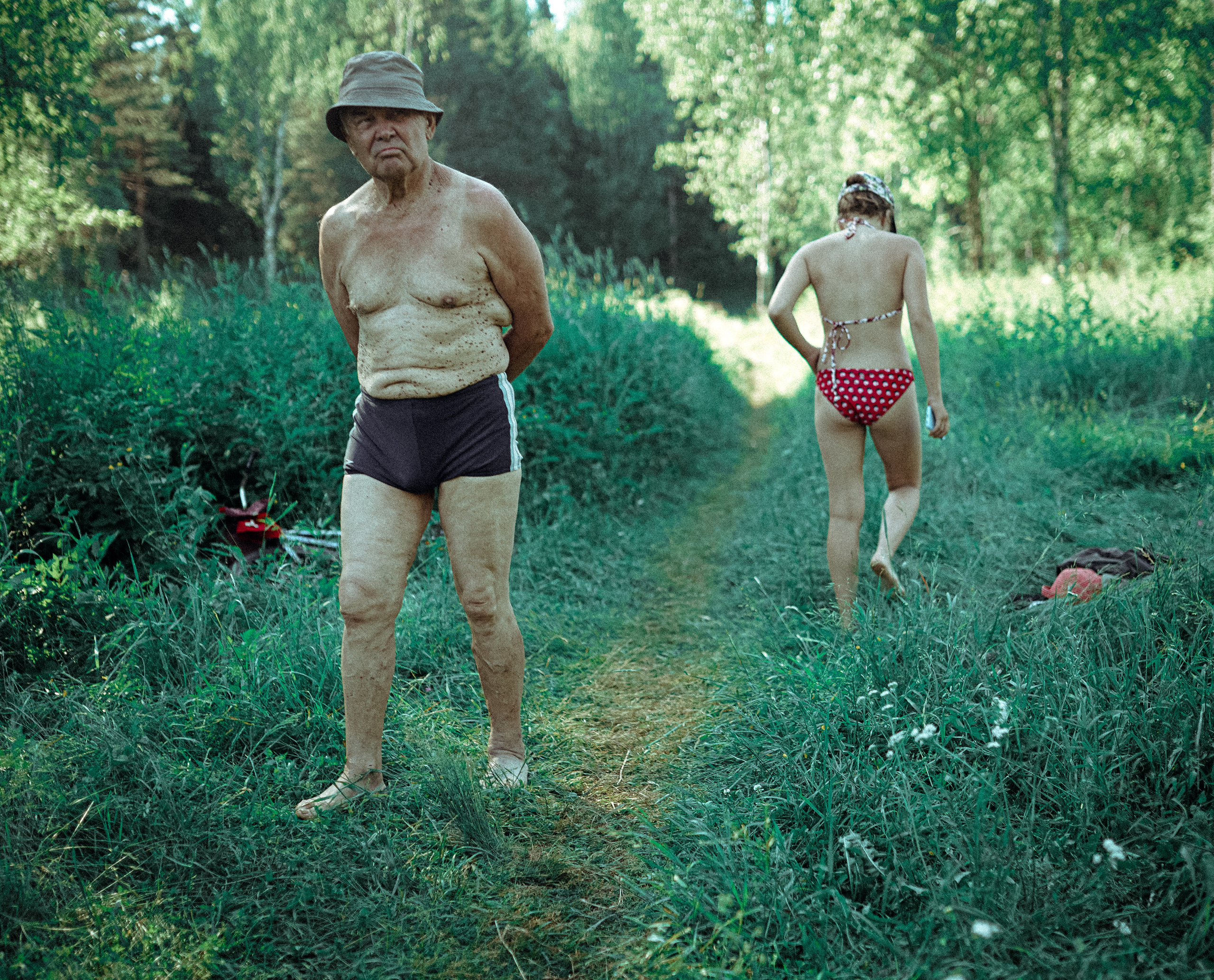 2020. Стрит-фотография, полная абсурда, идиотизма и красоты