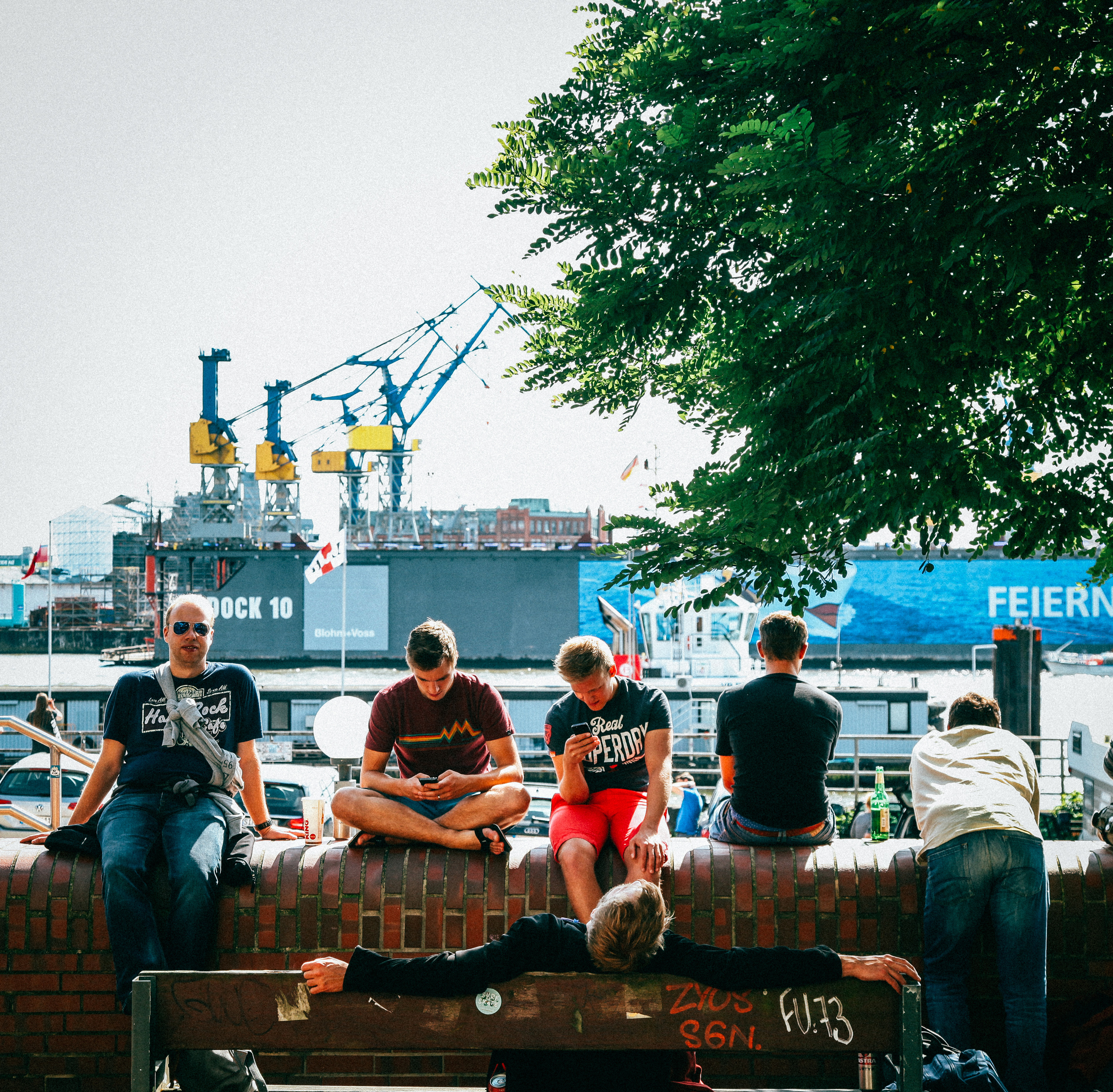 ГЕРМАНИЯ. Стрит-фотография, полная абсурда, идиотизма и красоты