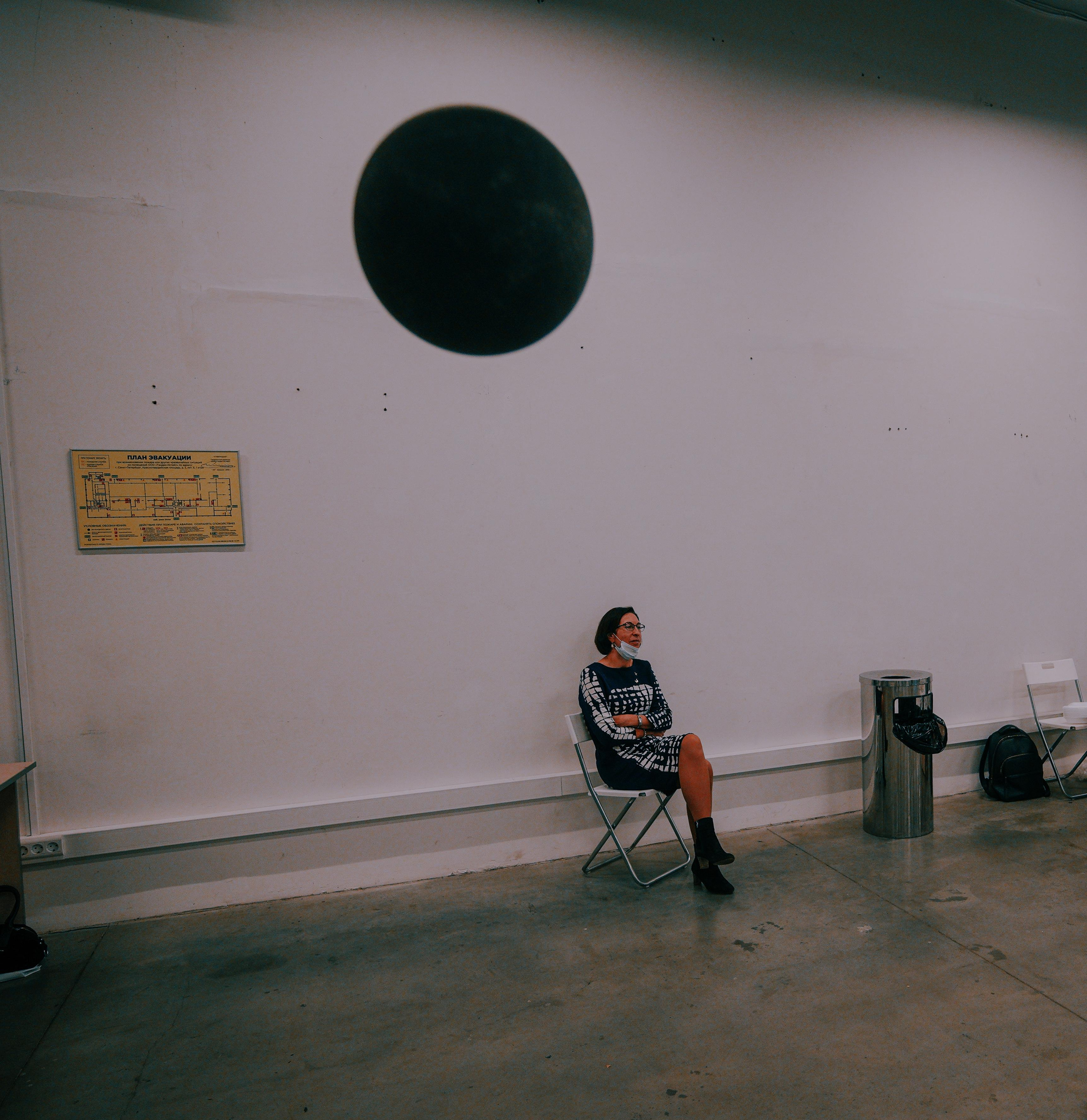 2021. Стрит-фотография, полная абсурда, идиотизма и красоты