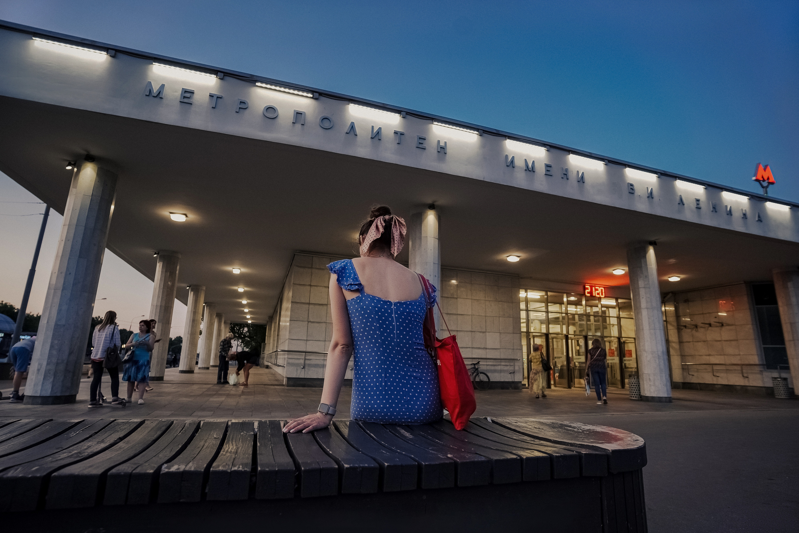 МОСКВА ТРАНСПОРТ. Стрит-фотография, полная абсурда, идиотизма и красоты