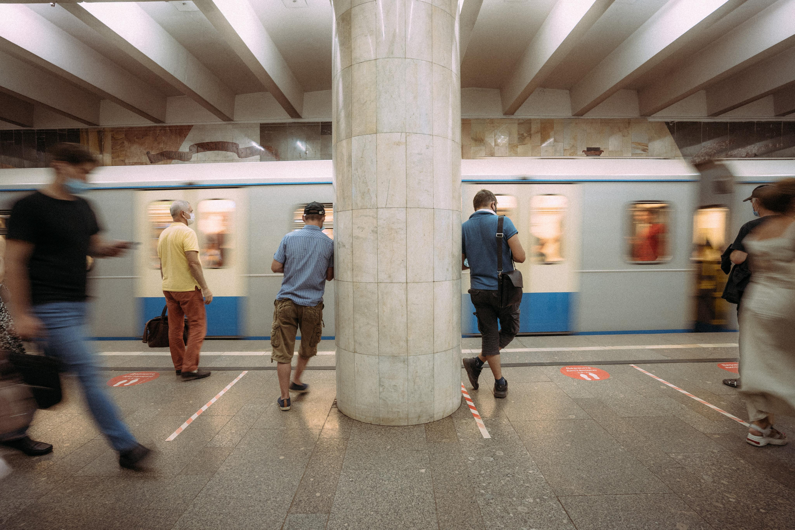 МОСКВА ТРАНСПОРТ. Стрит-фотография, полная абсурда, идиотизма и красоты