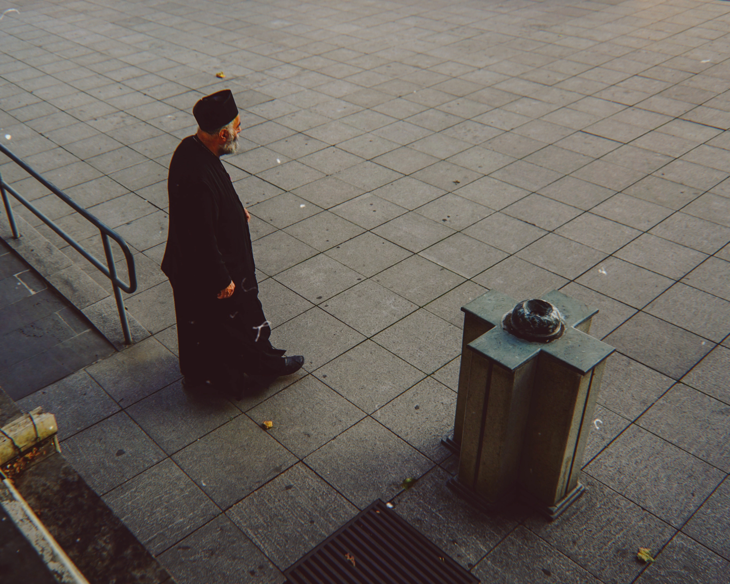 Божественные компромиссы. Стрит-фотография, полная абсурда, идиотизма и красоты