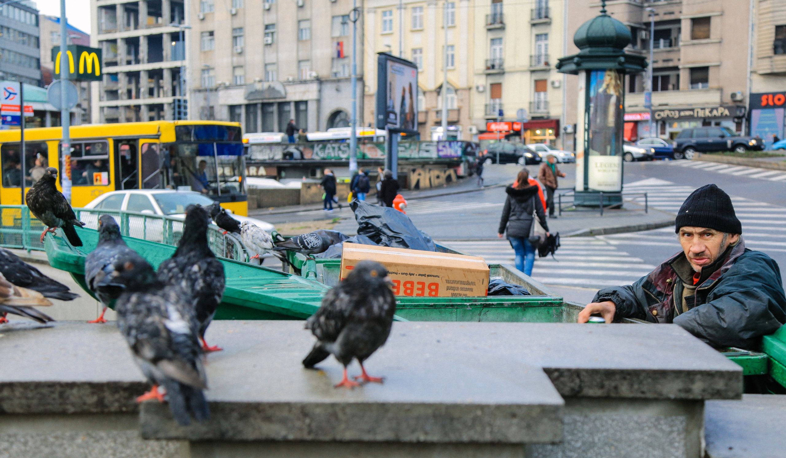 БЕЛГРАД. Стрит-фотография, полная абсурда, идиотизма и красоты
