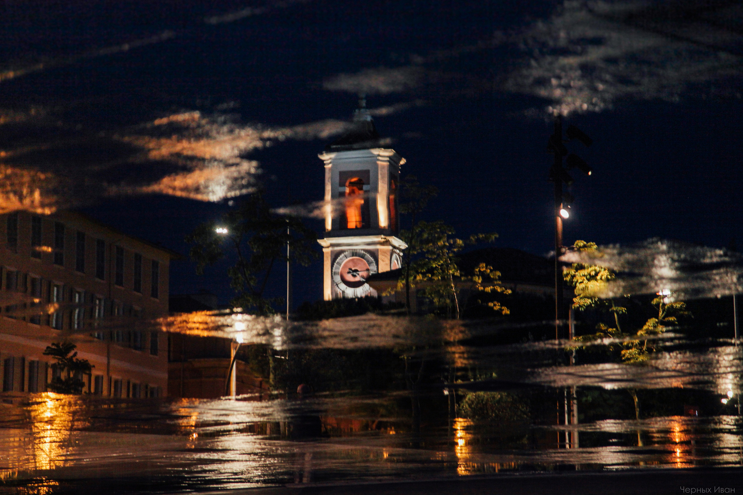 ФРАНЦИЯ. Стрит-фотография, полная абсурда, идиотизма и красоты