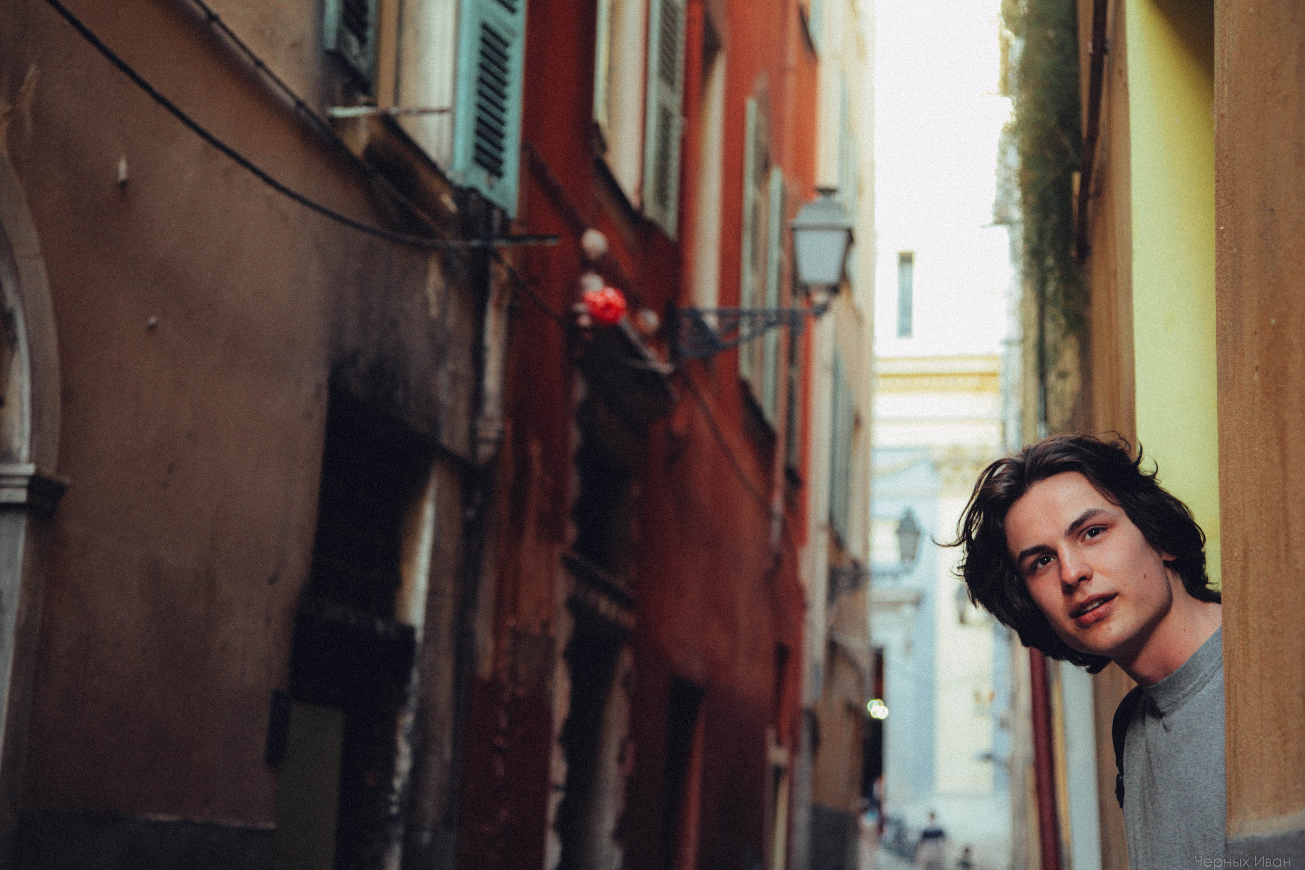 ФРАНЦИЯ. Стрит-фотография, полная абсурда, идиотизма и красоты