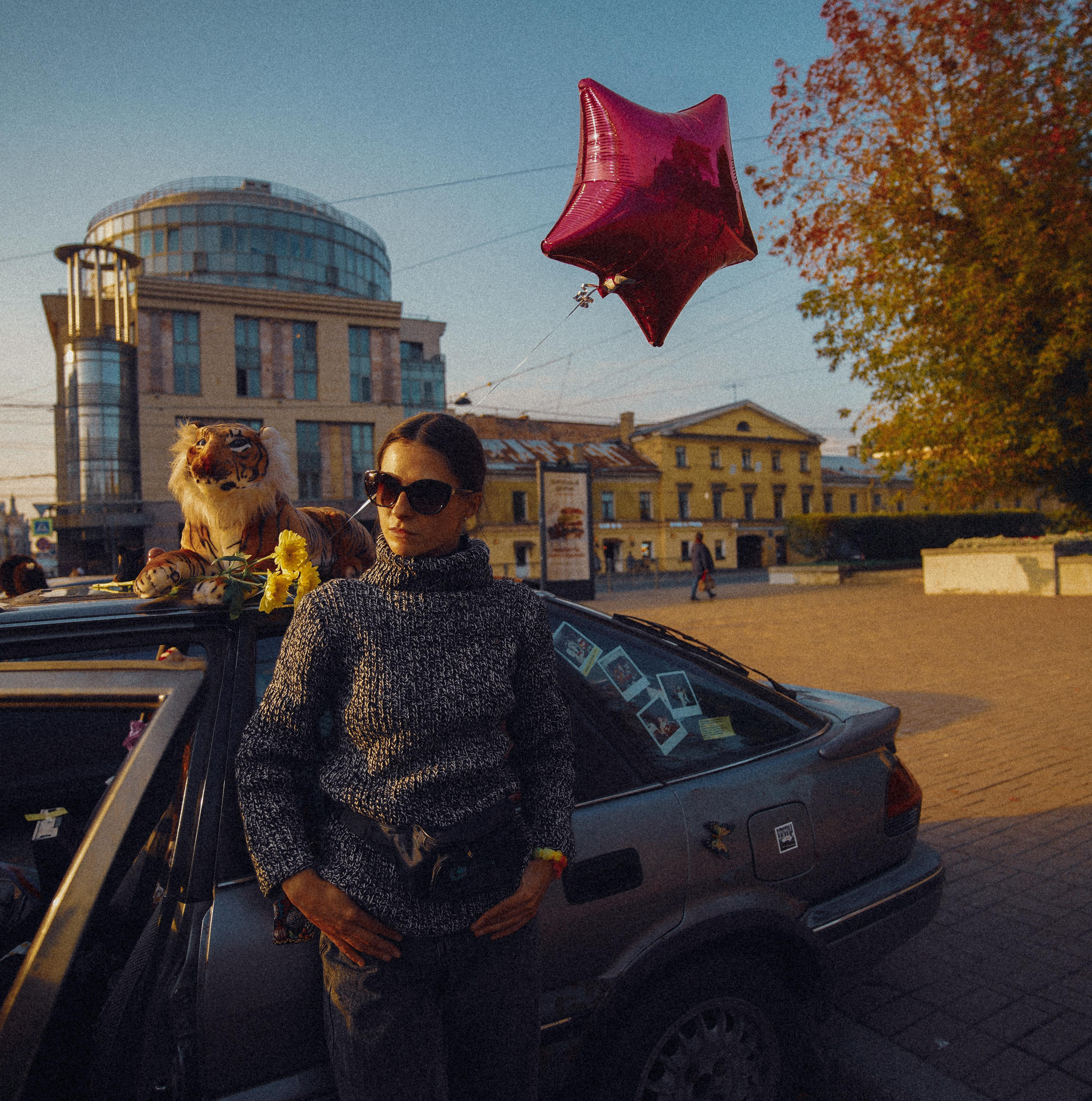 МАГЕЛАТ. Стрит-фотография, полная абсурда, идиотизма и красоты