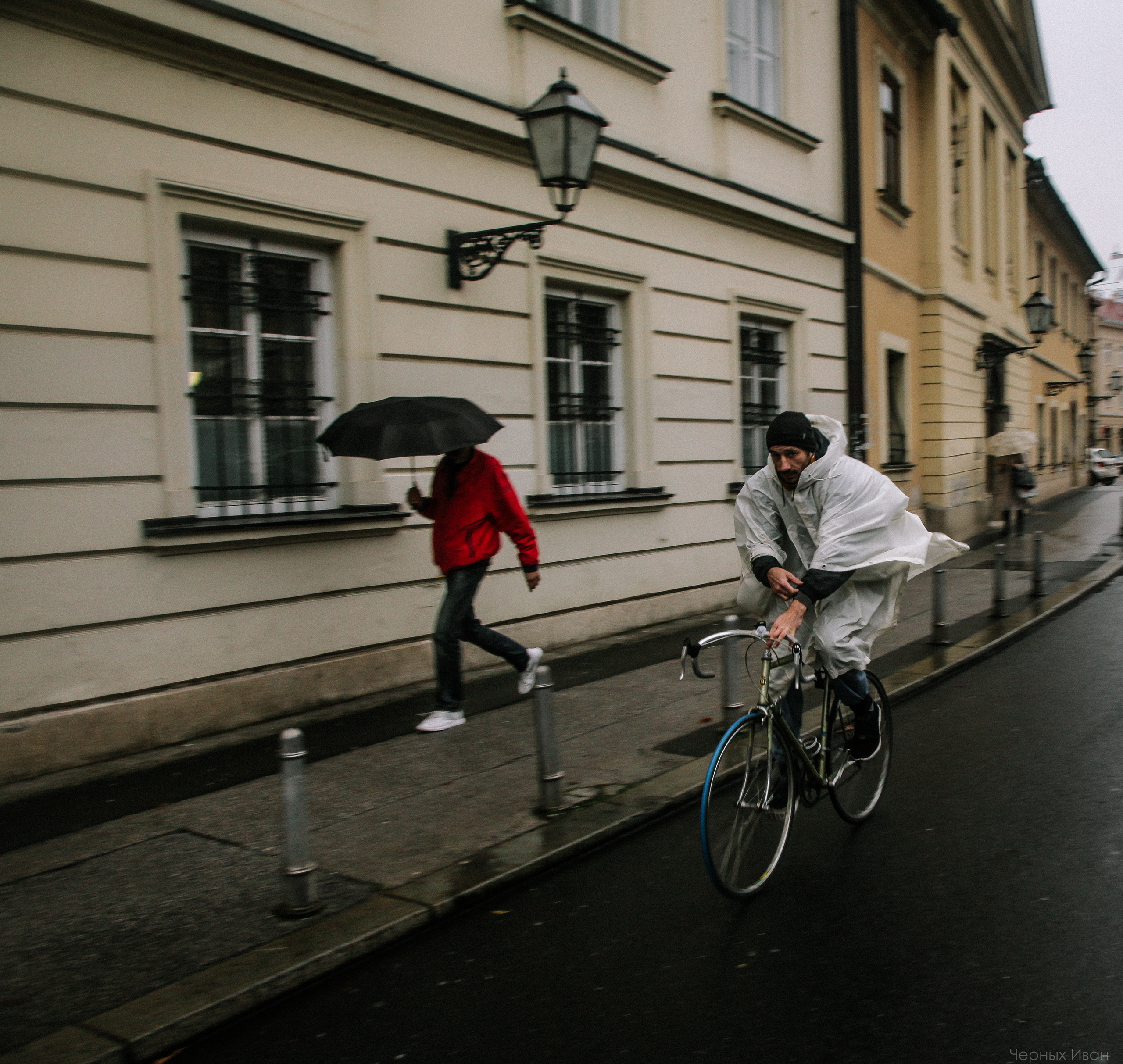 ЗАГРЕБ. Стрит-фотография, полная абсурда, идиотизма и красоты