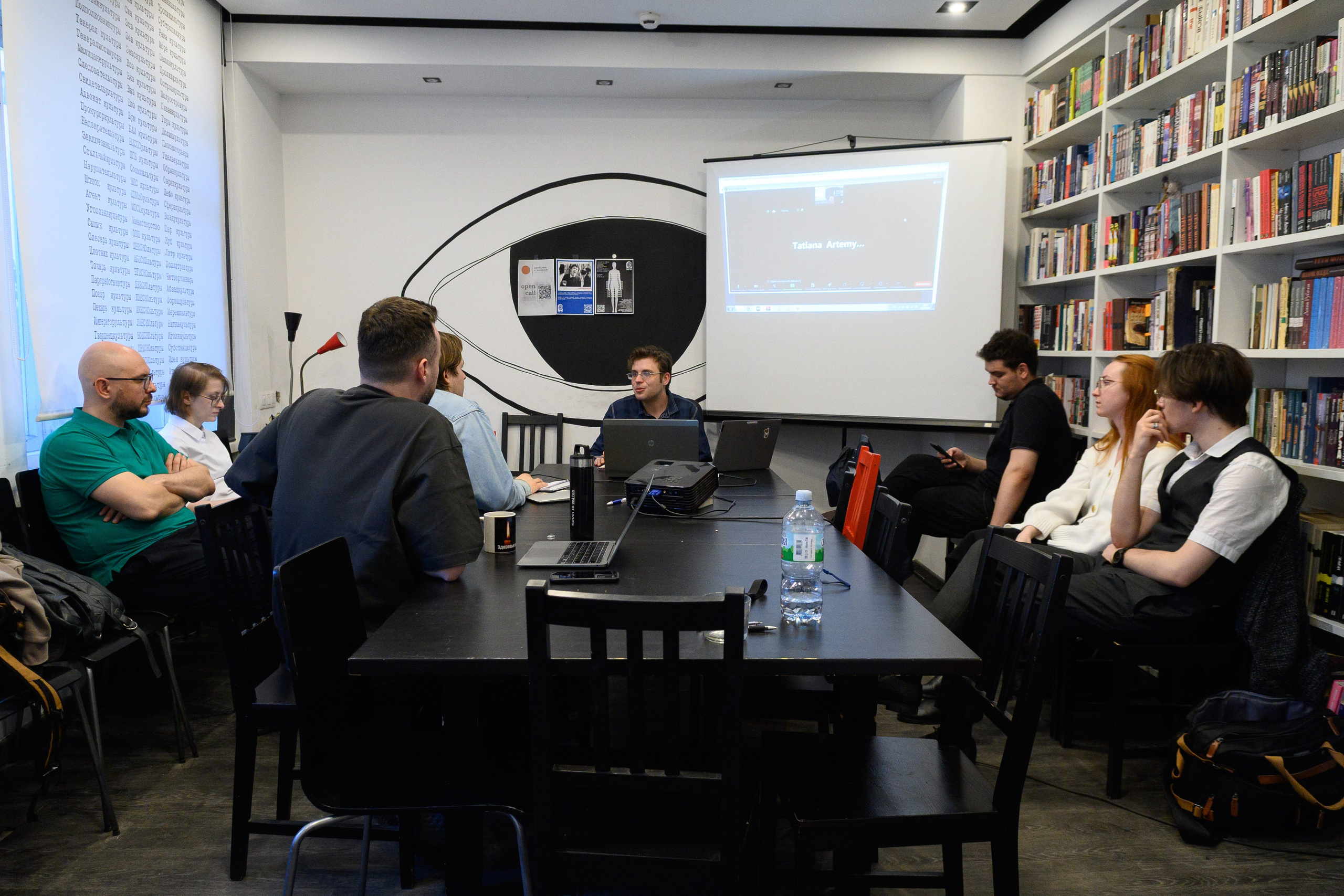 Научный круглый стол. Ларичев Алексей — индивидуальный и репортажный фотограф Москва