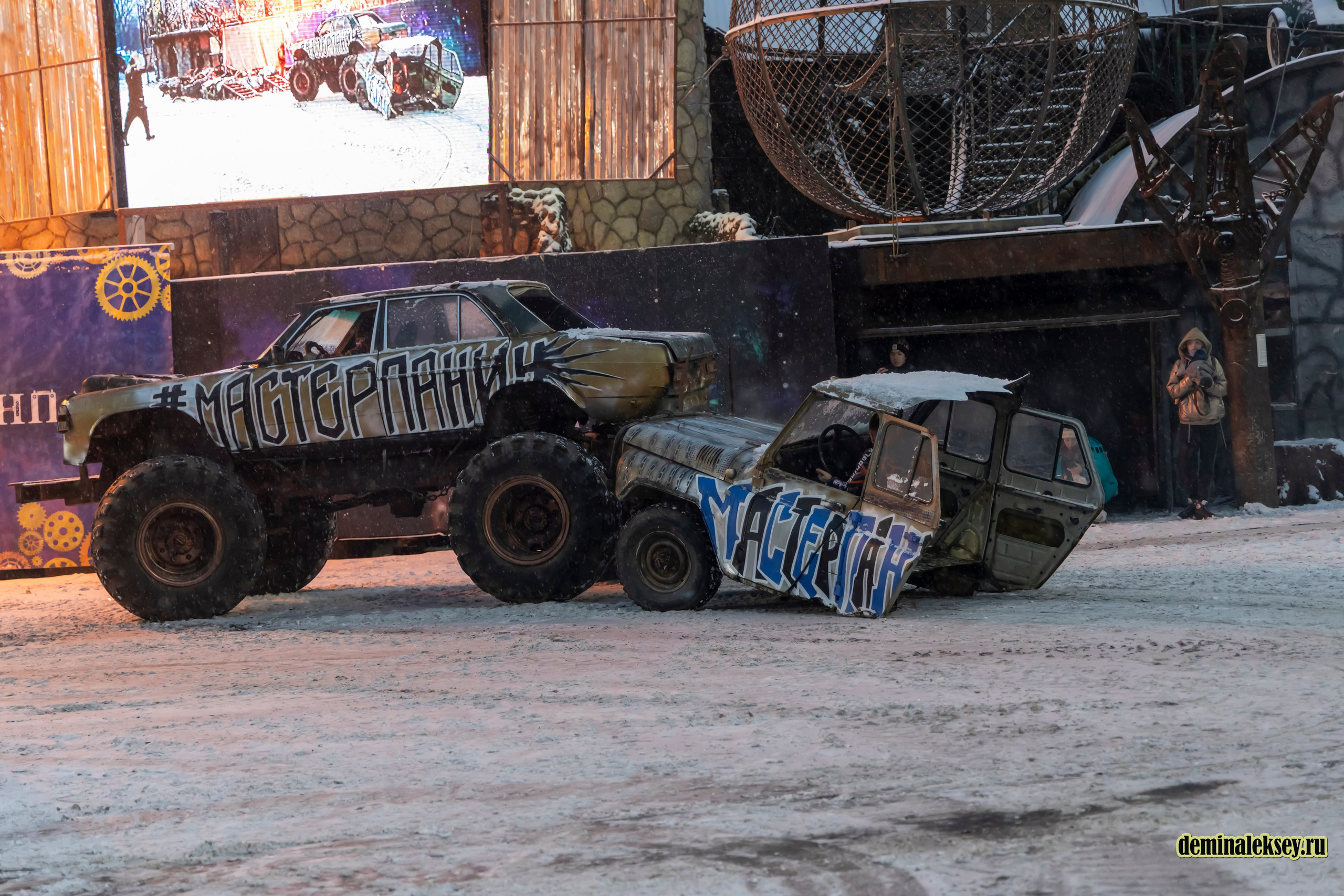 Танки против Монстр-Траков. Репортажный, семейный и студийный фотограф в Москве Демин Алексей