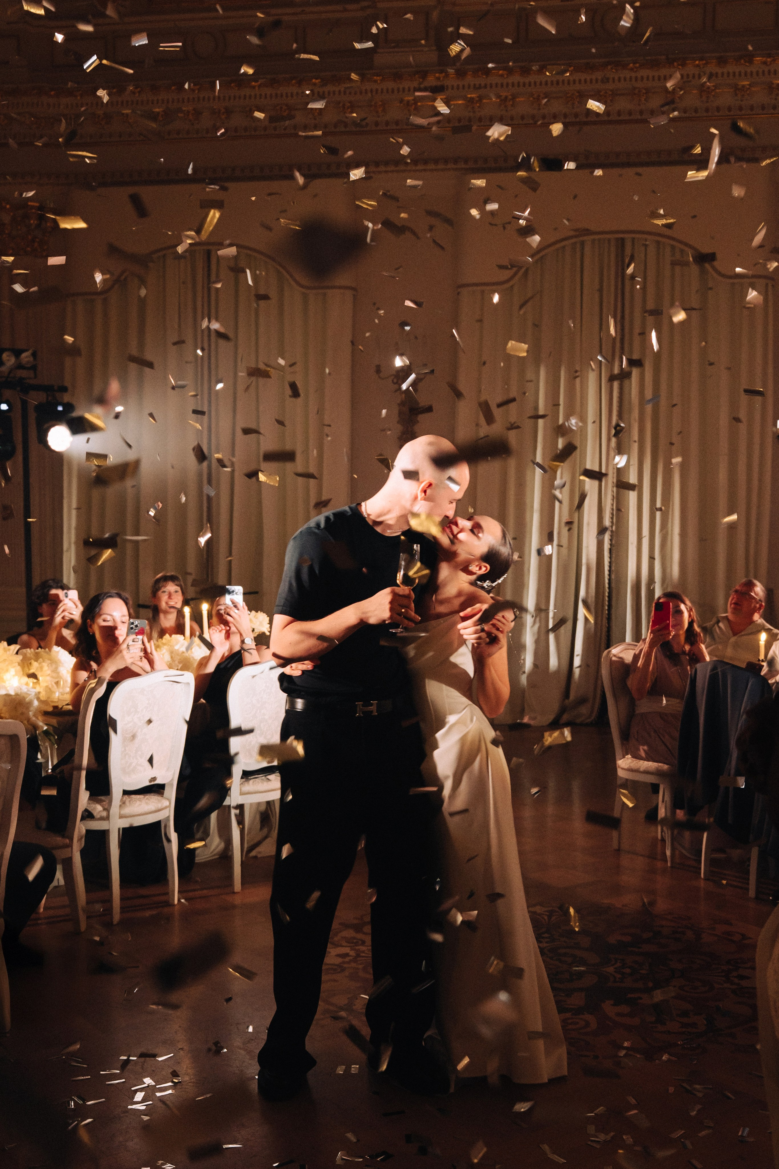 Вова и Лиза. Питер. Гранд Отель Европа, 1 дворец бракосочетания и особняк Мясникова. Свадебный фотограф Катерина Чулкова