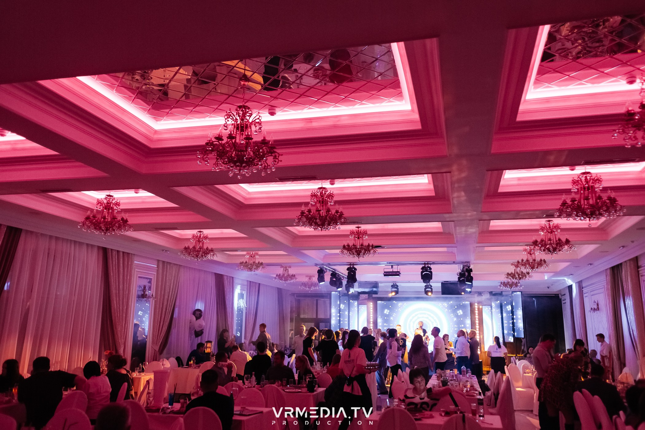 Выходные в ресторане «Лазурный берег»