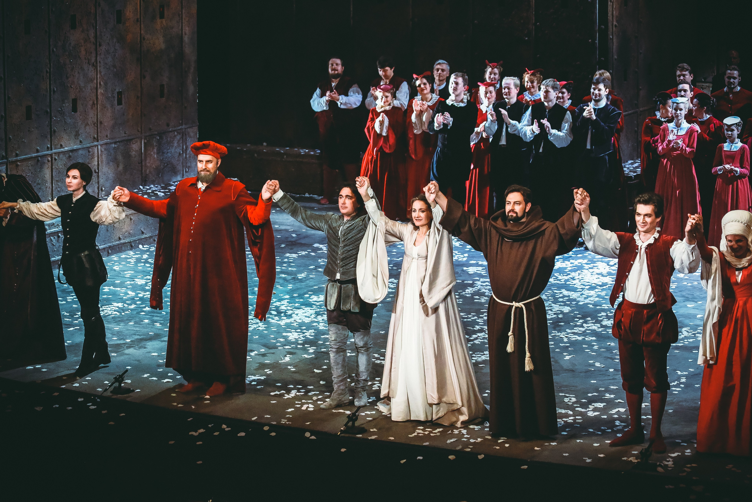 «Ромео и Джульетта» Гуно в Новой опере. Дарья Письменюк / Darya Leitstern — фотограф, музыкант, журналист, путешественник