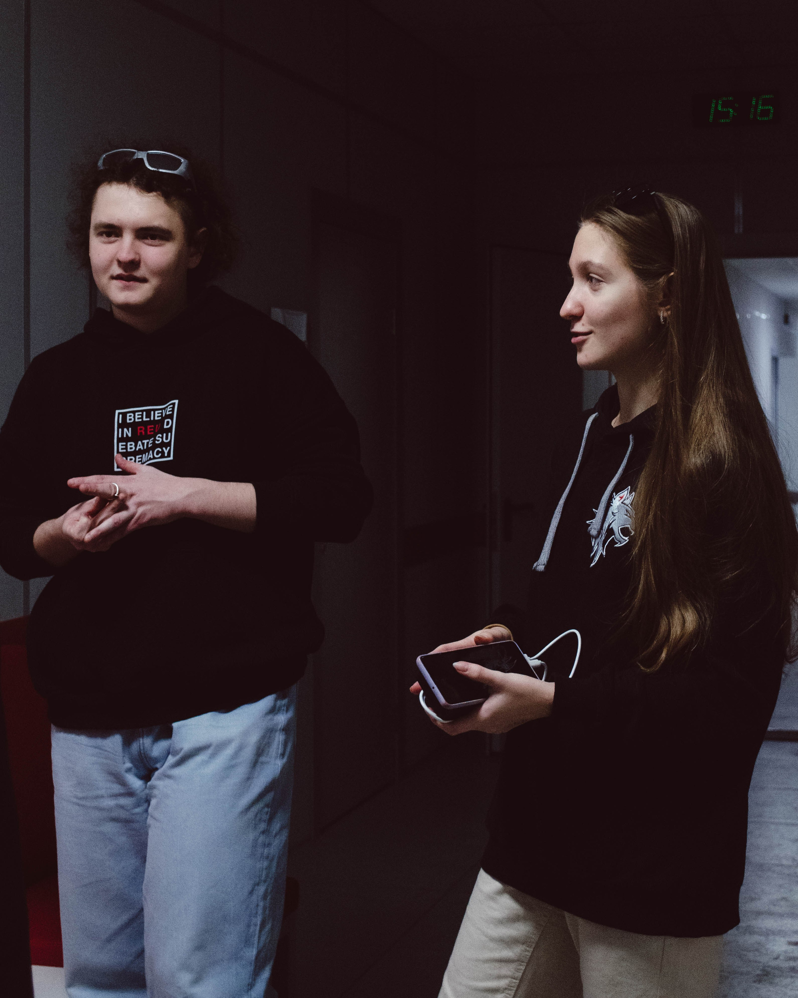 Премьерка. Клуб дебатов. Фотограф Валерия Пэун