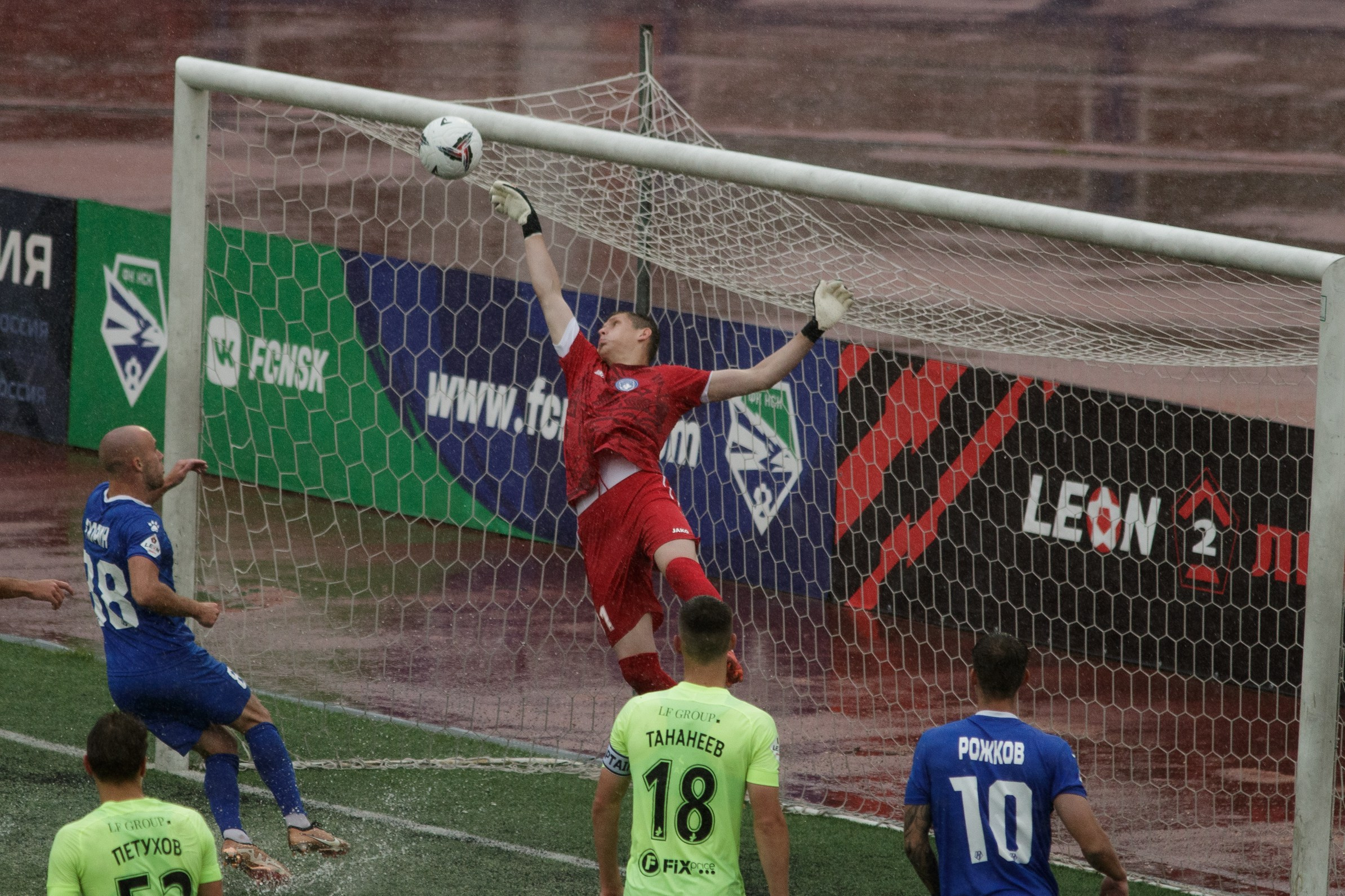 ФК Новосибирск- ФК Родник (Иваново)