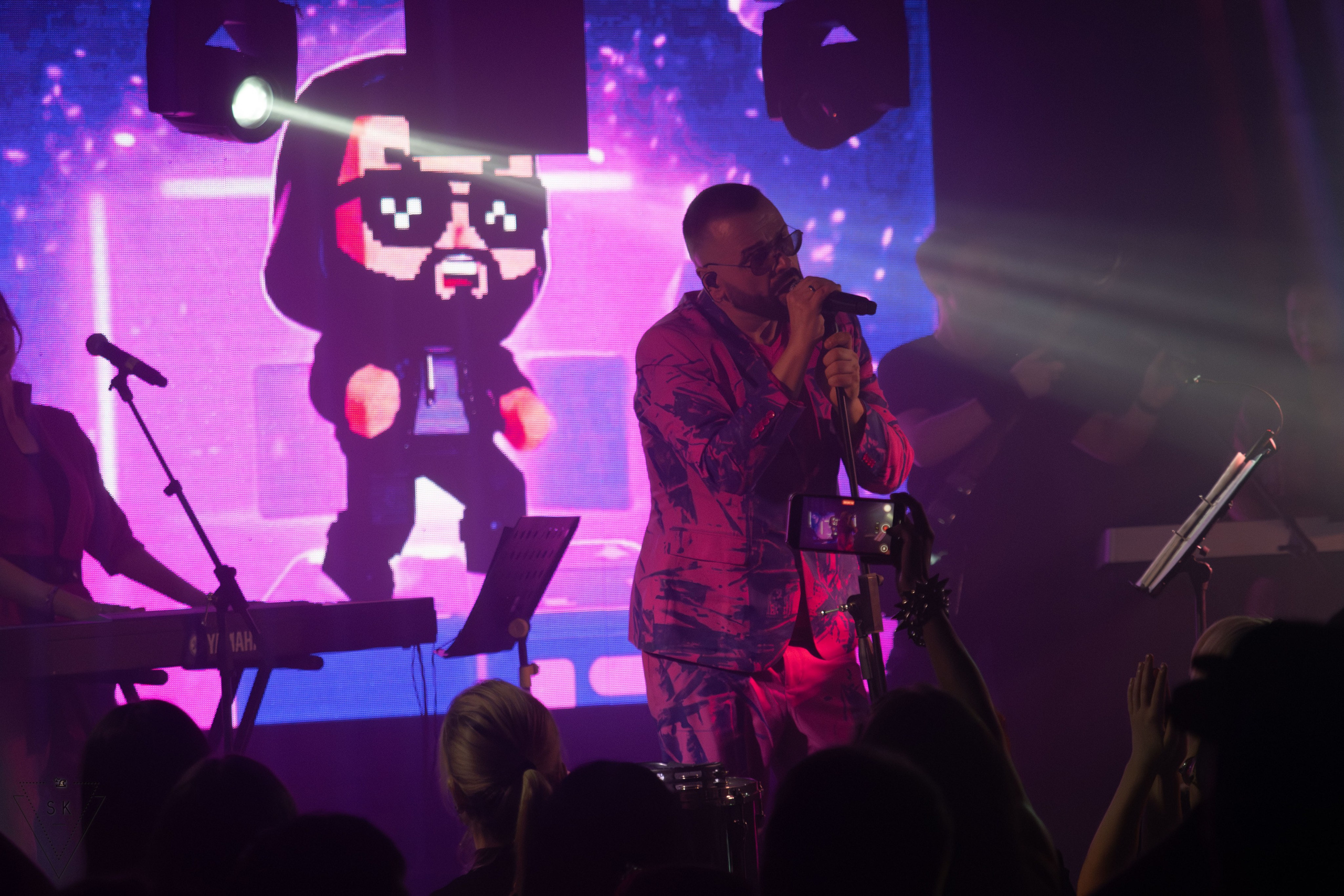 DERO GOI, 04.11.2025, Воронеж, Сто Ручьёв. Репортажный и портретный фотограф из Воронежа — Светлана Кузнецова