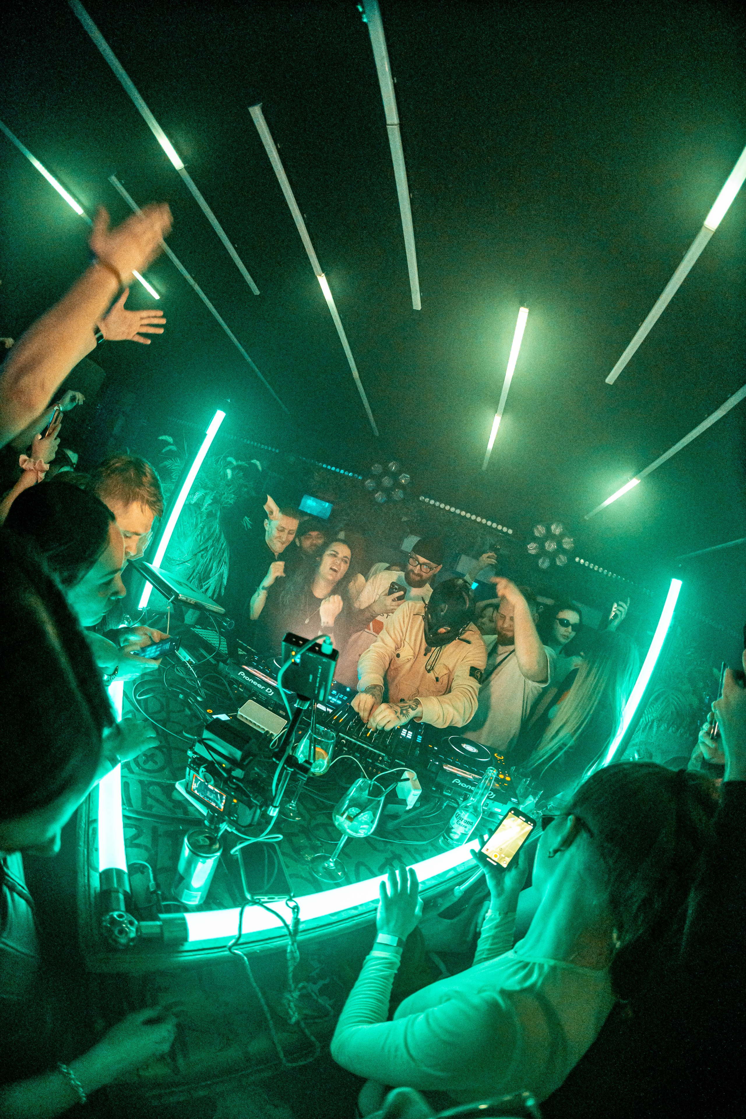 ZHARA & ZIP| ПАША ТЕХНИК. ZHARA CREW