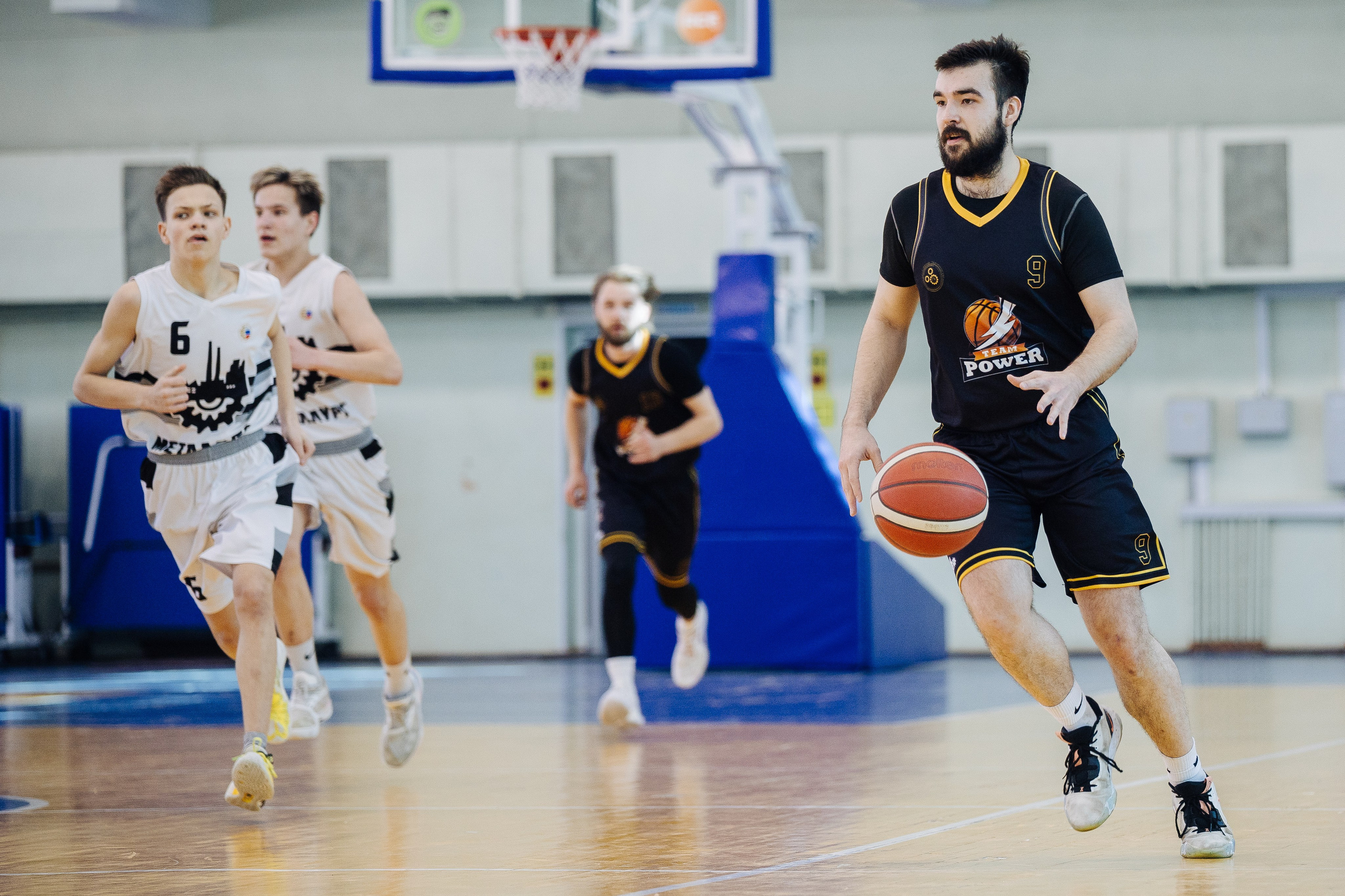 Любительский Чемпионат Магнитогорска по баскетболу // 09.02.25. Денис Прохоров Фотограф в г. Магнитогорск