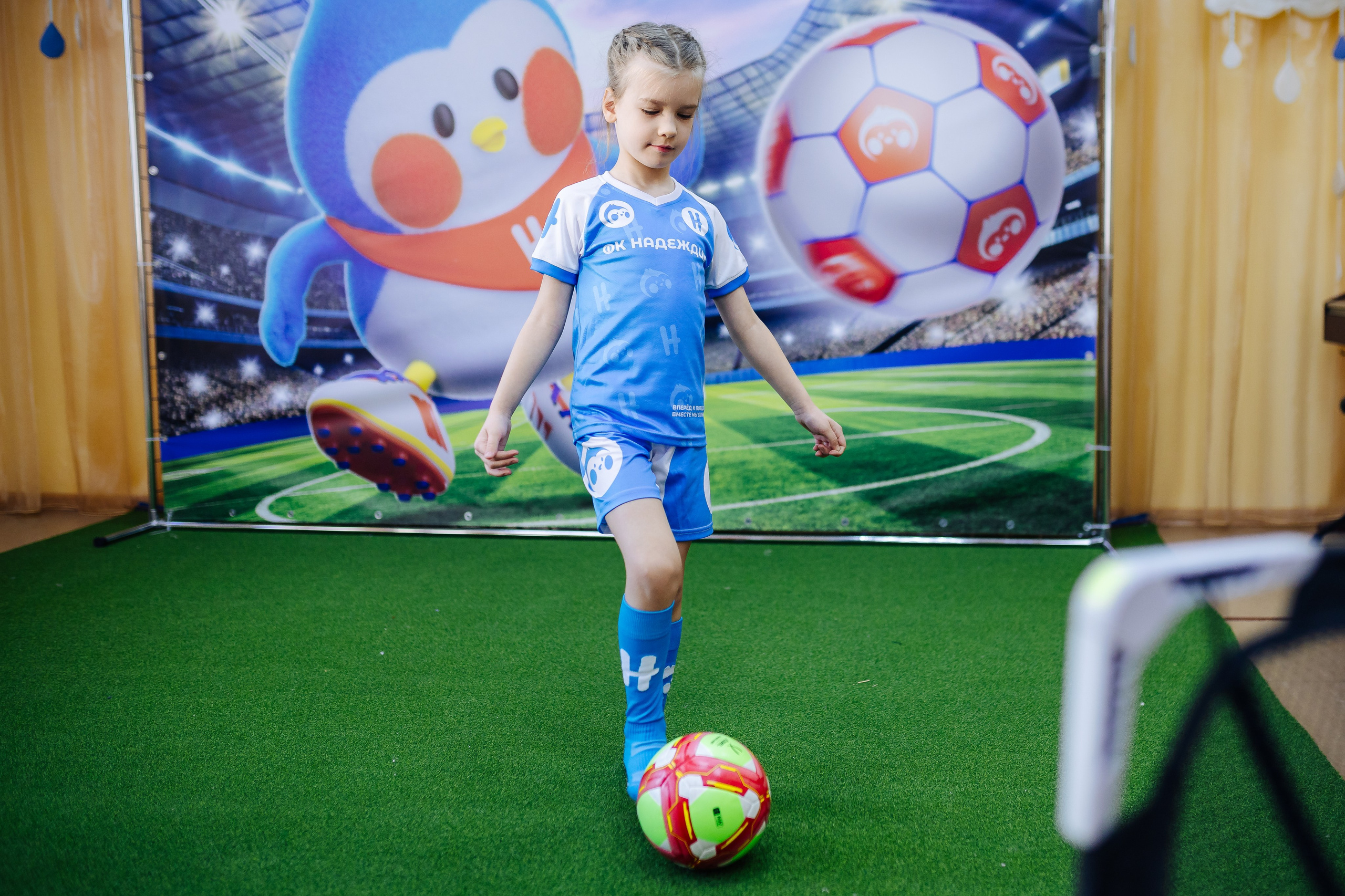 Фотосессия с кубком в детских садах г. Магнитогорска. Денис Прохоров Фотограф в г. Магнитогорск