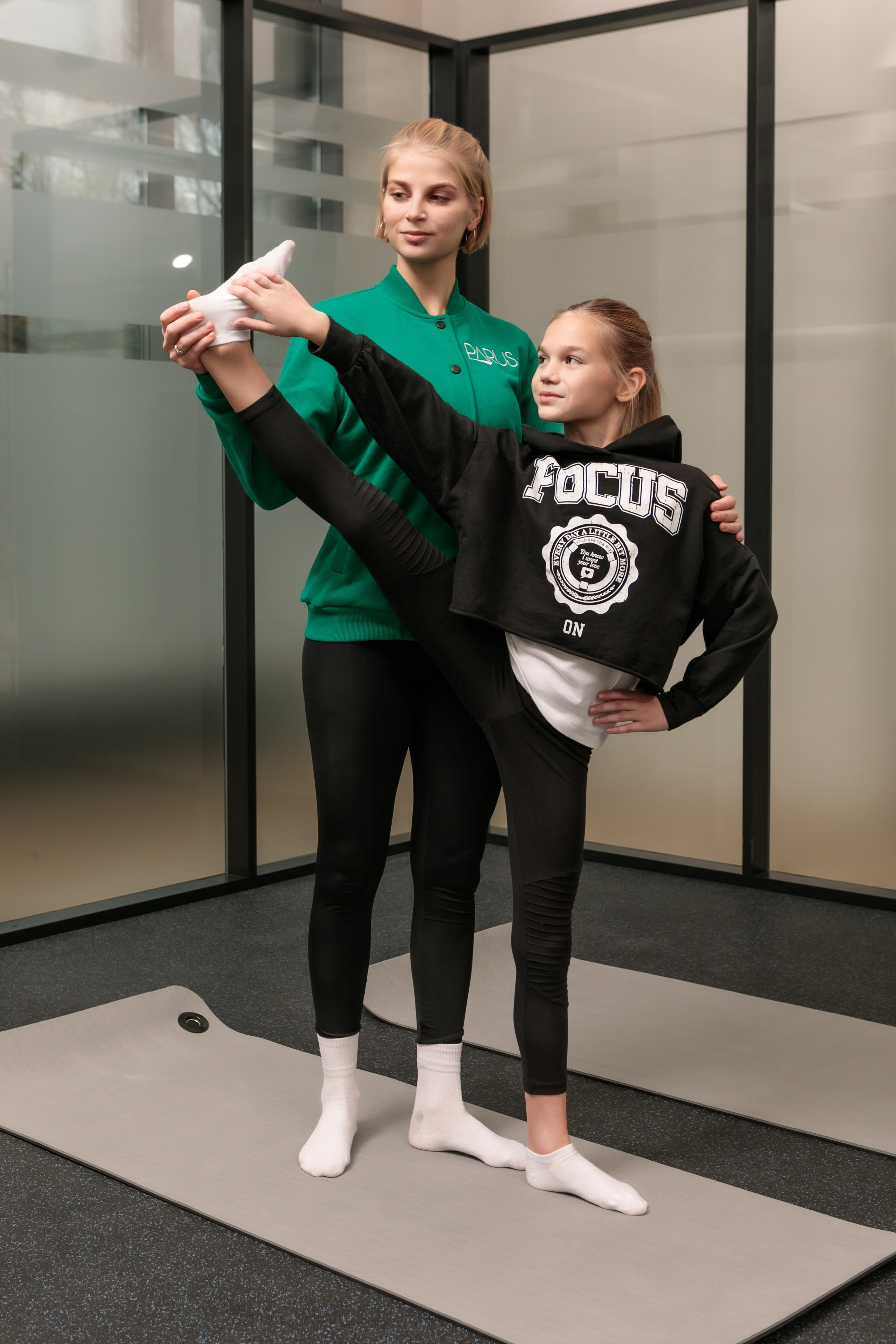 Фитнес-клуб Parus fit. Брук Артём