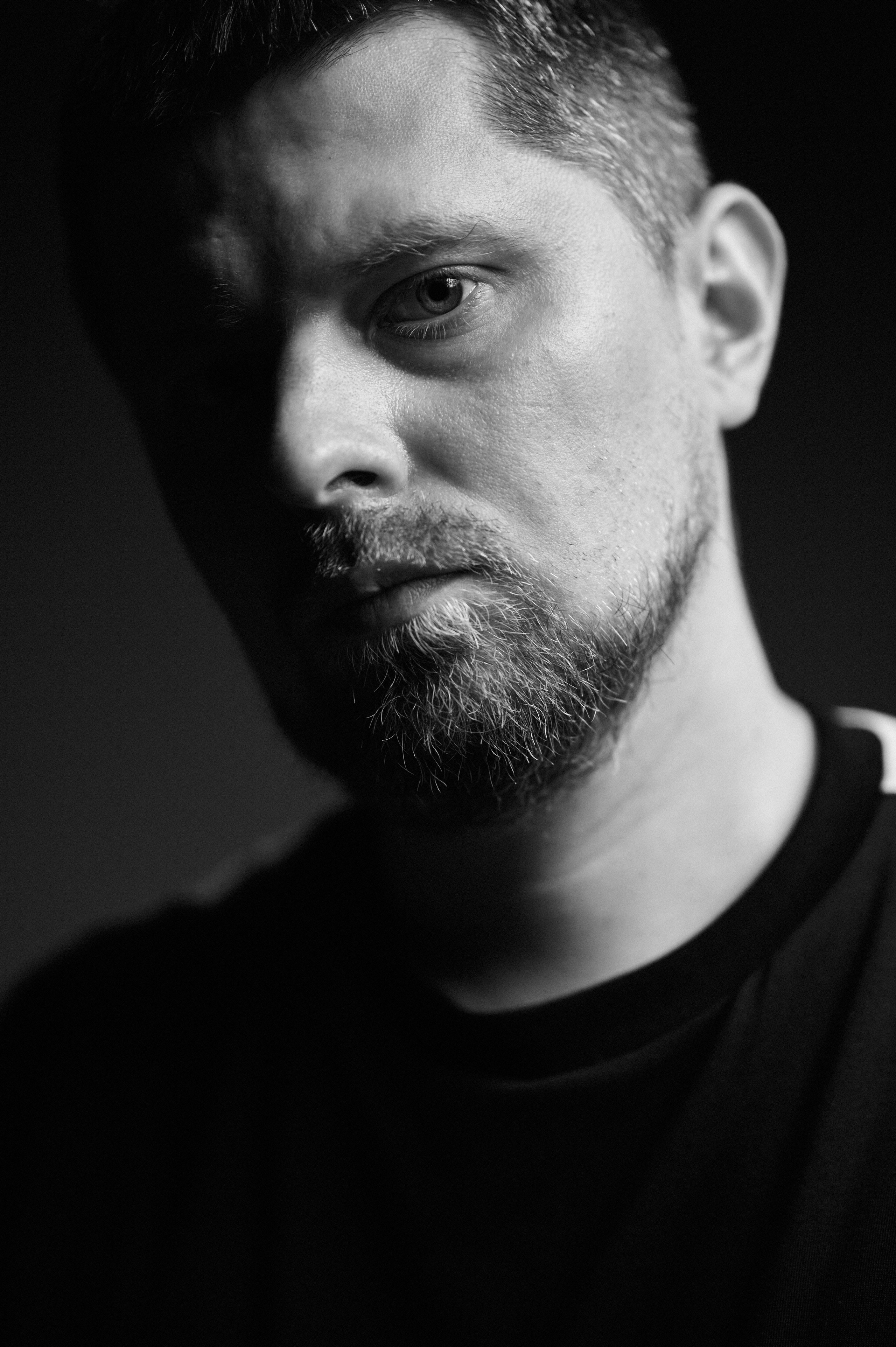 Автопортрет. Портретный фотограф в Москве Айрат Абдуллаев