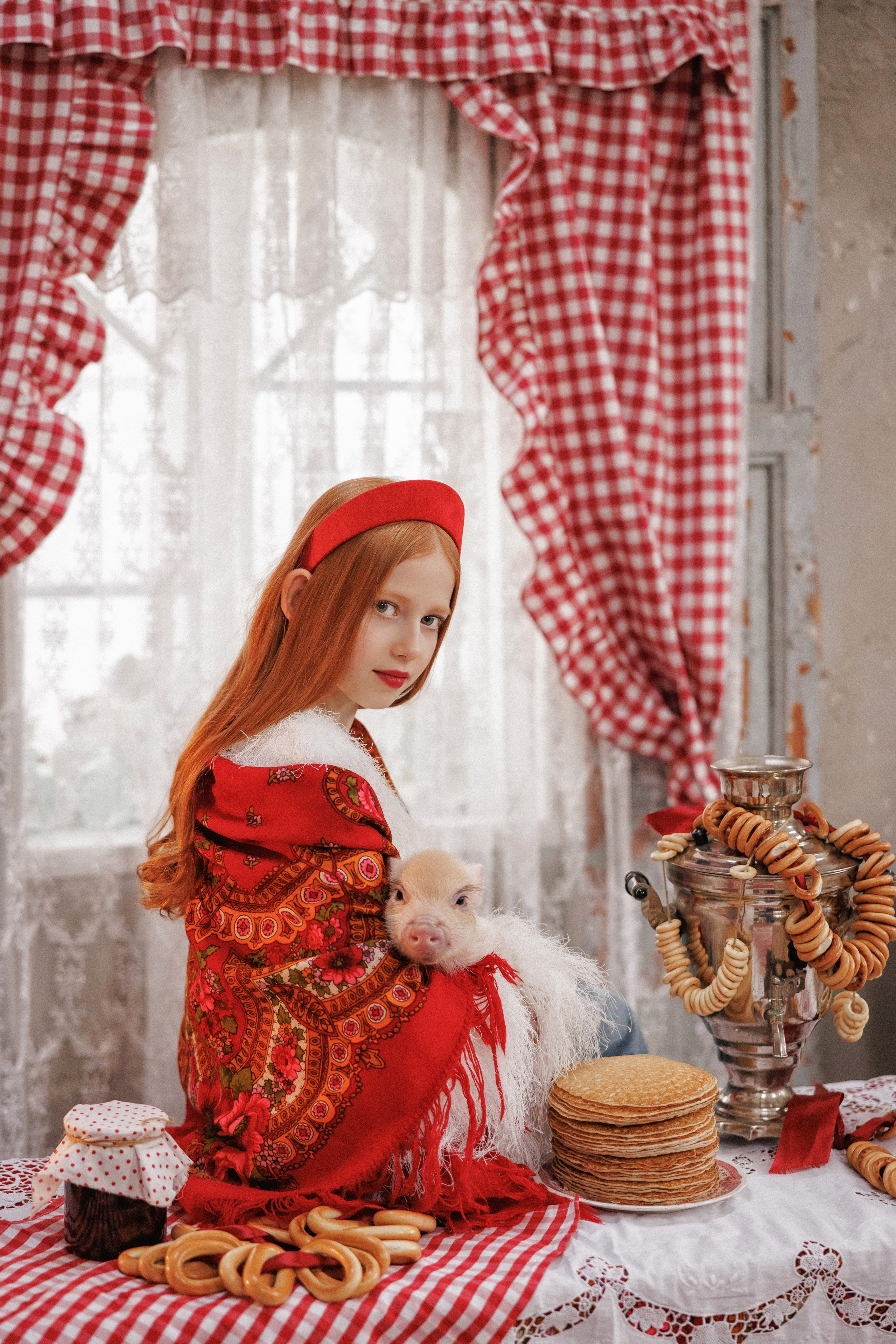 Фотосессия в Русском стиле «Масленица», в фотостудии Ольги Сурухановой, город Краснодар. Семейный и детский фотограф в Краснодаре Анна Трашкова