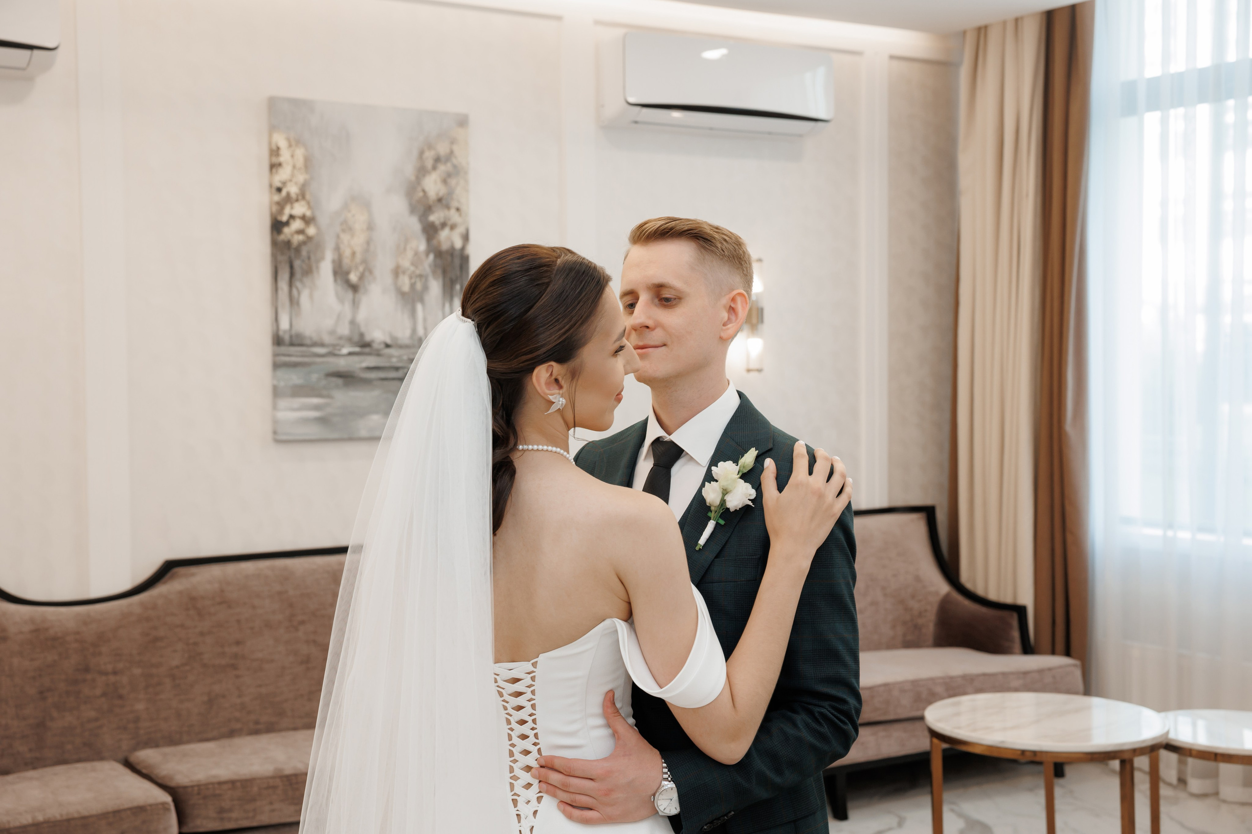 Регистрация в отеле Fish Point, ЗАГС Бутово, прогулка в Остафьево. Свадебный и репортажный фотограф (Москва, Королев и другие)