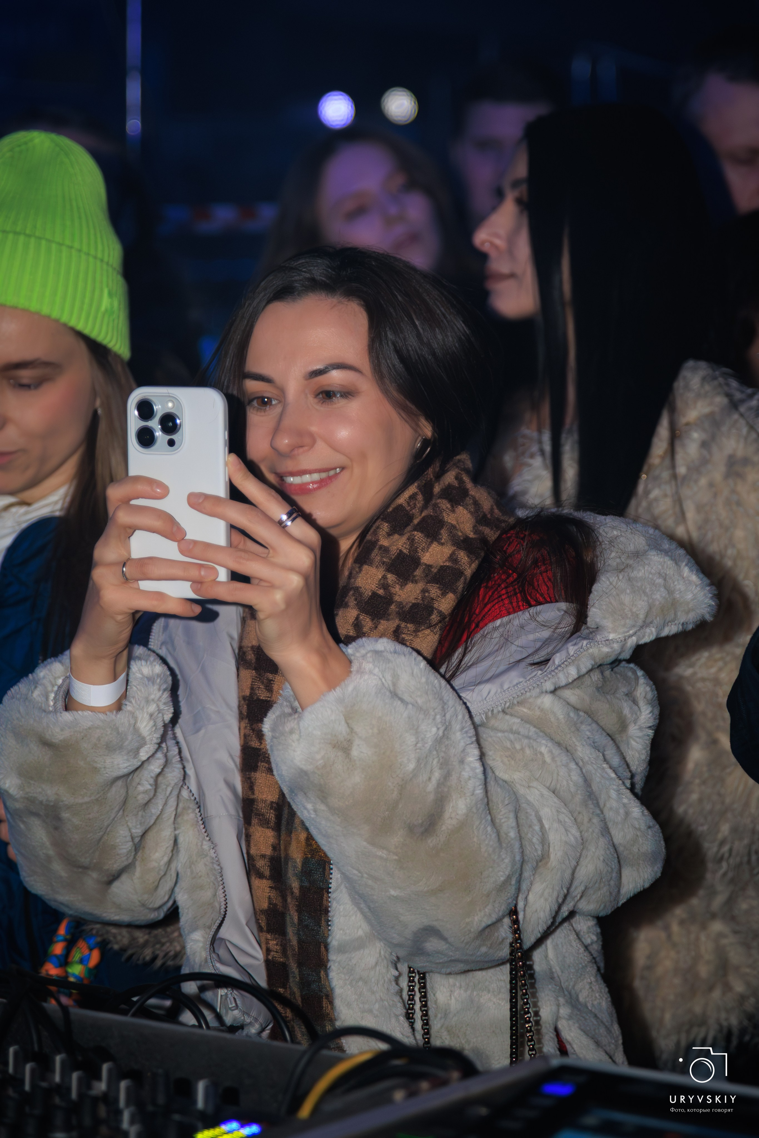 Рейв на Центральном рынке. Игорь Урывский. Фотограф Красноярск