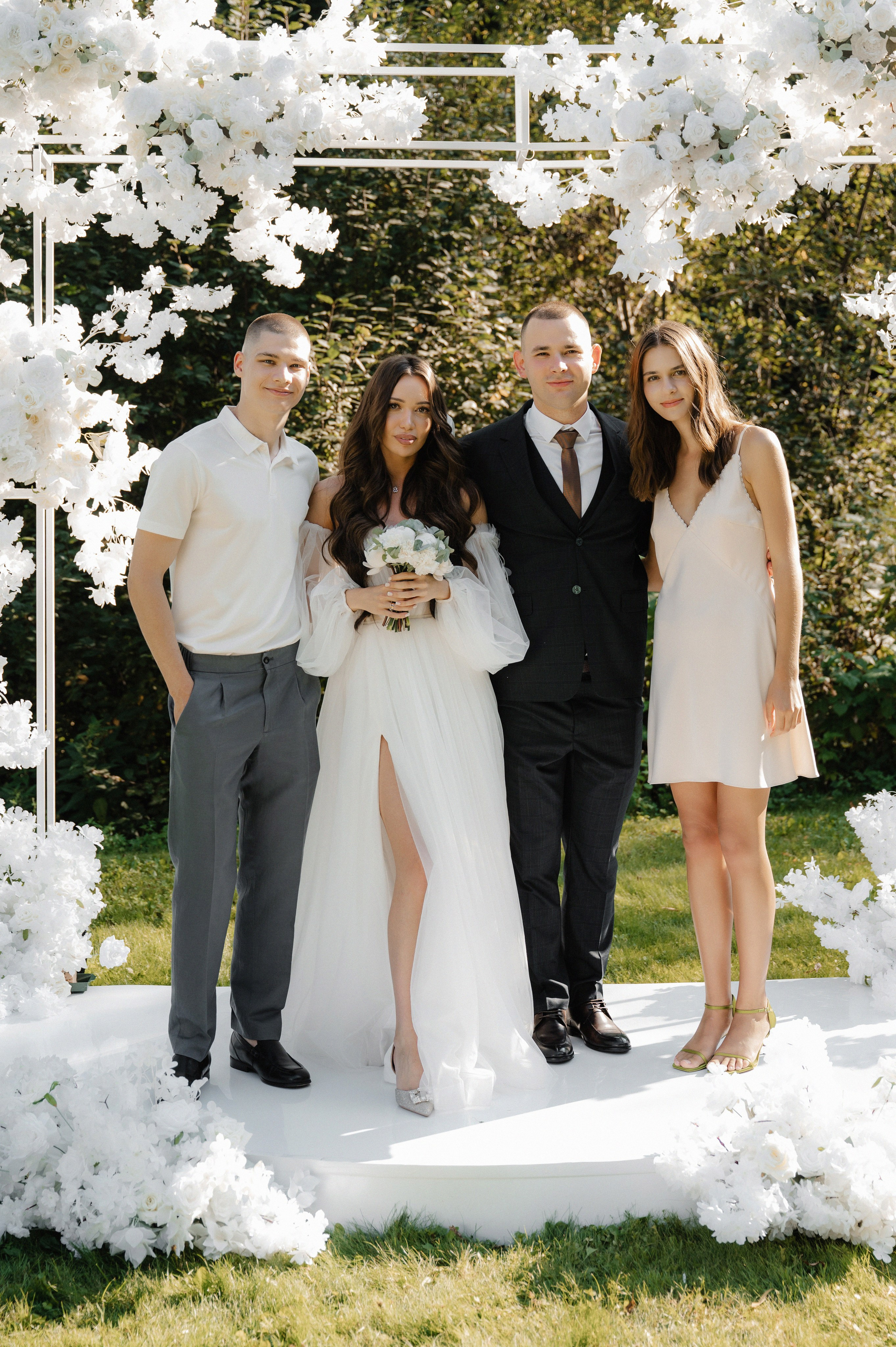 Роман и Алсу Остафьево. Свадебный фотограф Раменское-Москва