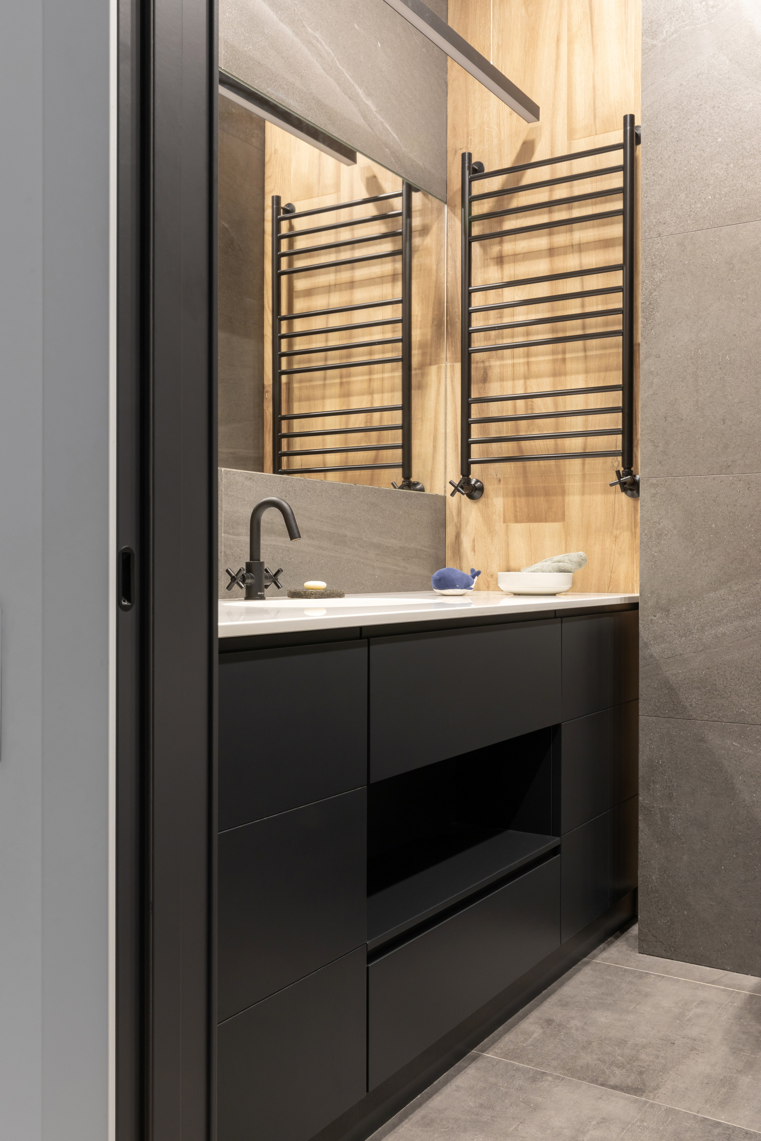 Квартира с мебелью из фанеры. Наталья Мавренкова интерьерный фотограф, декоратор в Санкт-Петербурге