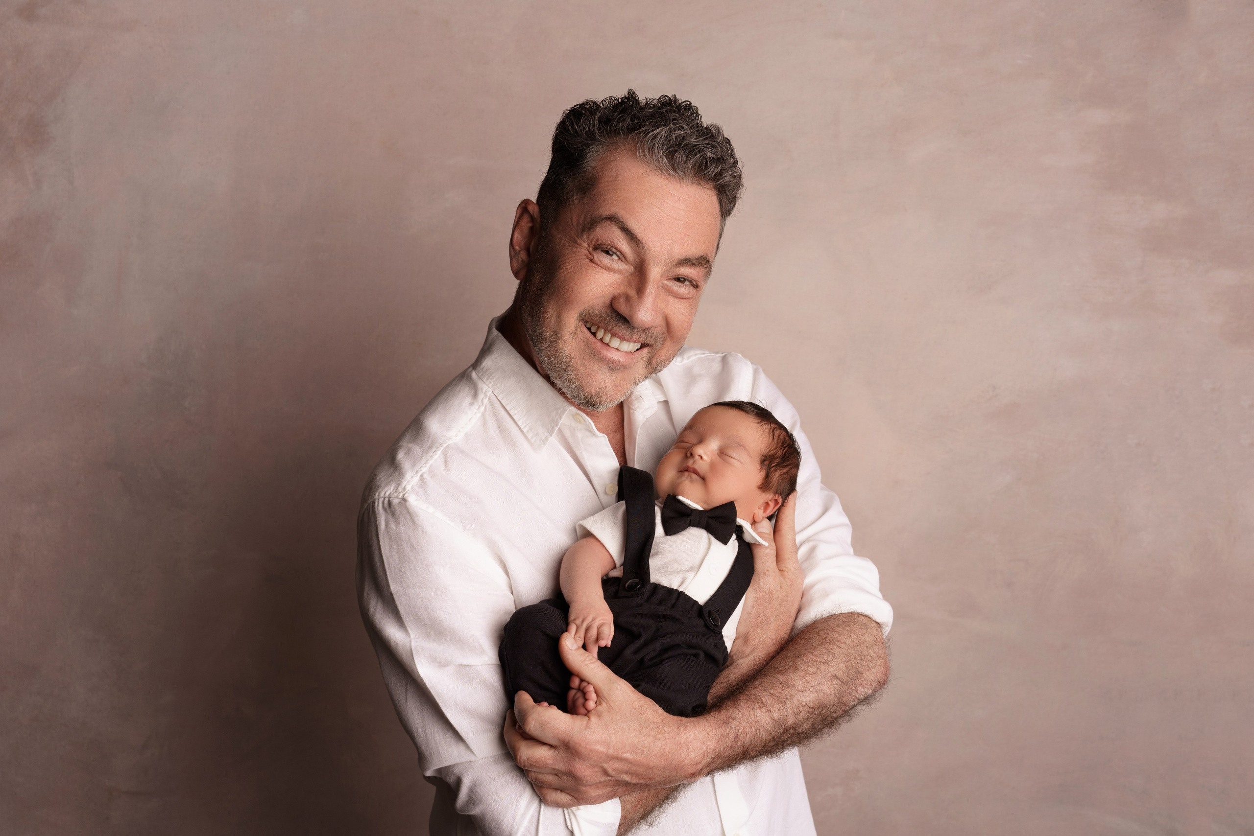 Семейные фотосессии с новорожденными | Трогательные кадры малышей и их близких в Москве и МО. Фотосессия новорожденных в Москве и Московской области | Профессиональный фотограф newborn — Татьяна Иванова