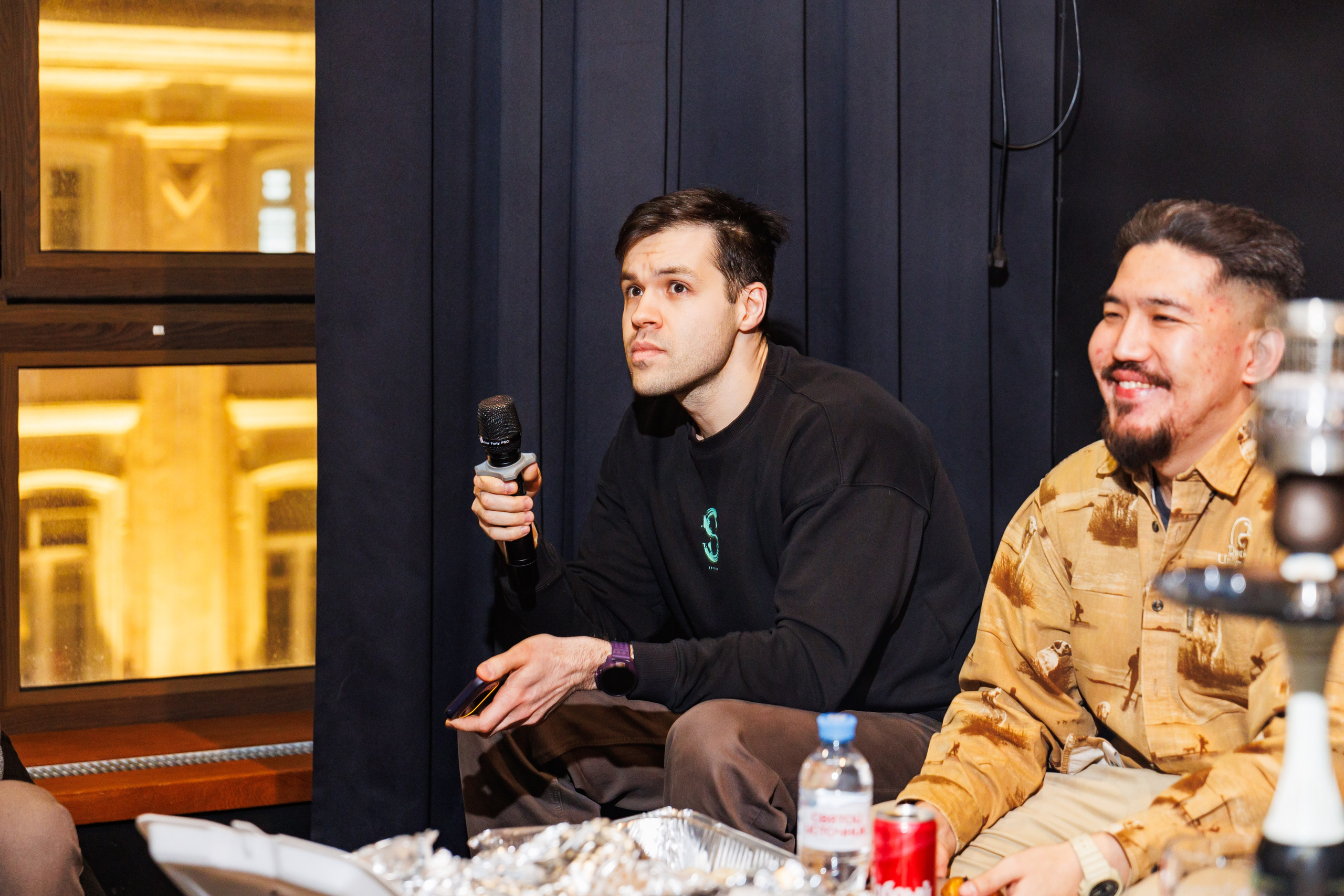 Вечеринка в караоке. Фотограф в Москве Дмитрий Емельянов