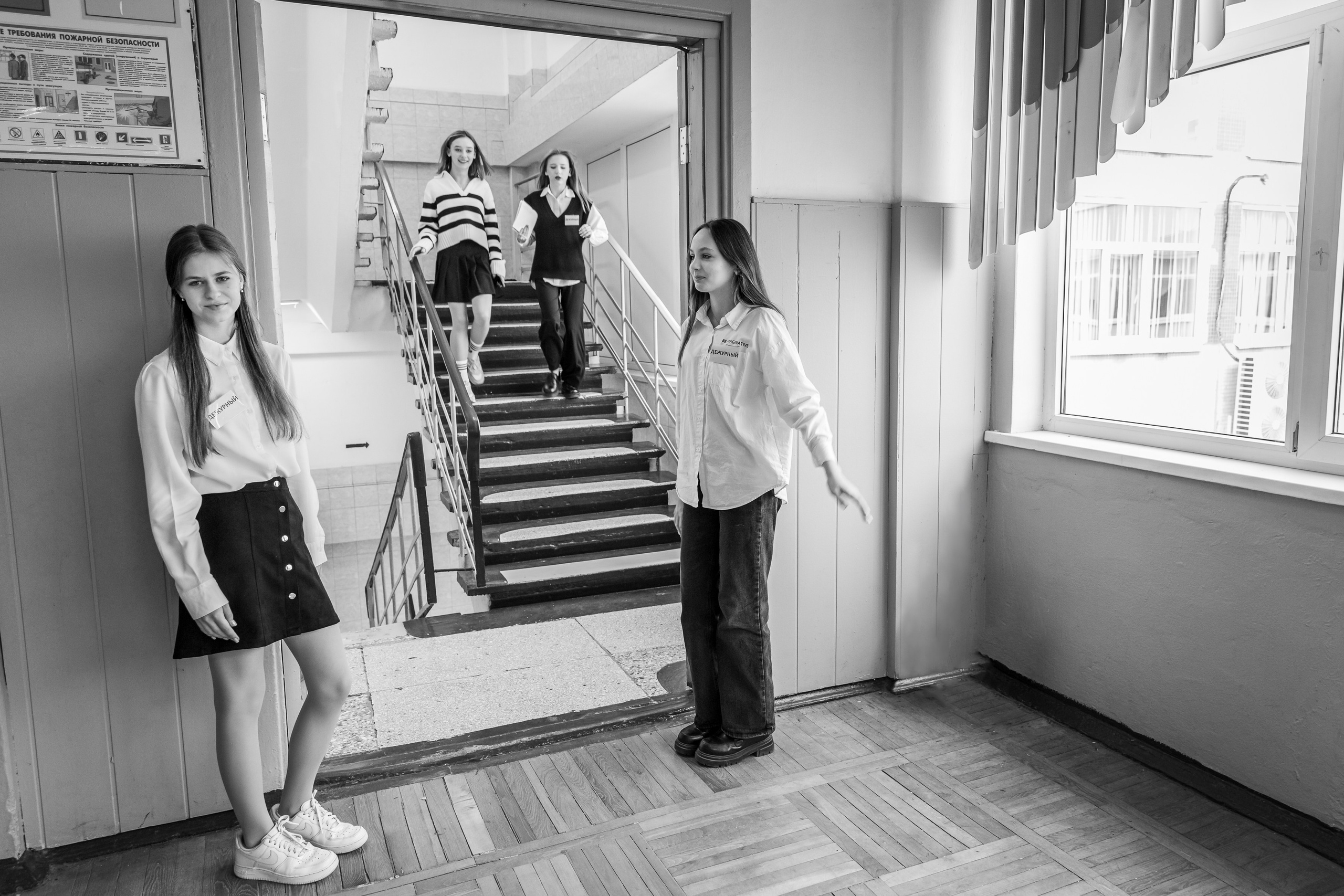 И В ШКОЛЕ ЕСТЬ ЖИЗНЬ. Марина Ушакова. Фотограф. Выпускные альбомы. г. Краснодар