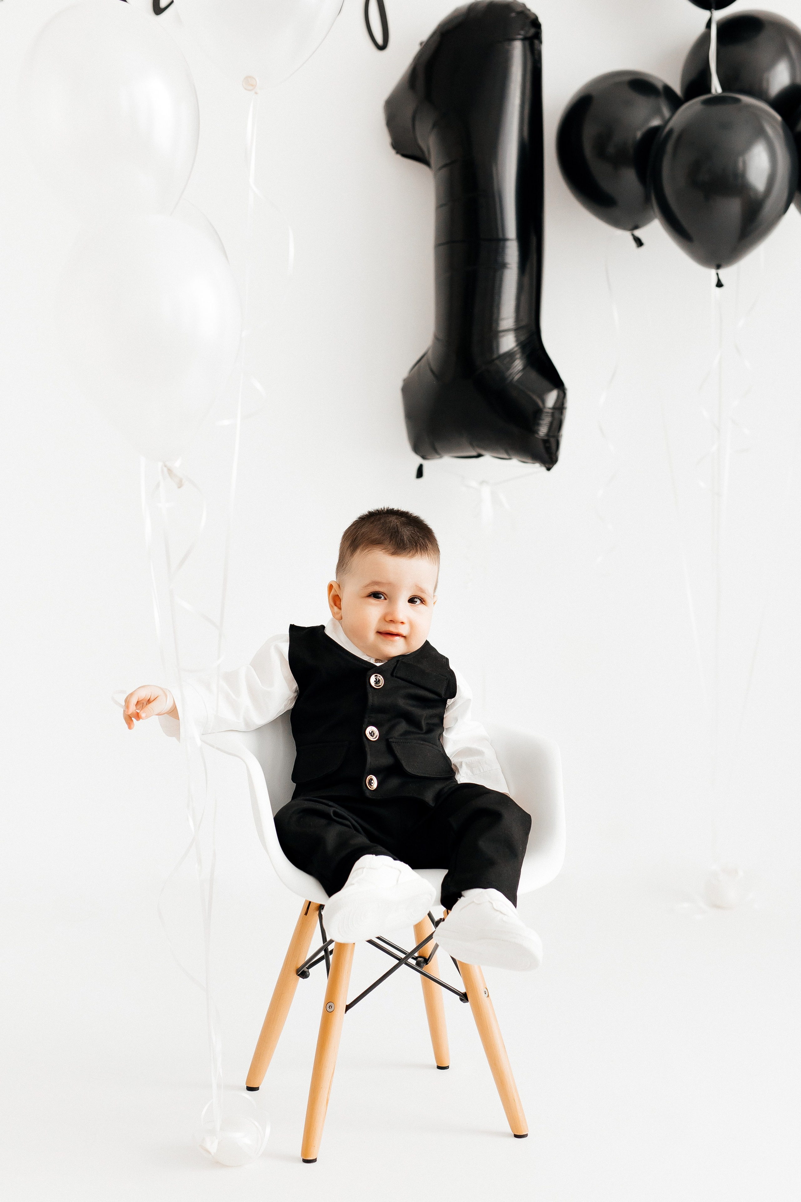 Годик минимализм. Профессиональная детская и семейная фотостудия в Краснодаре