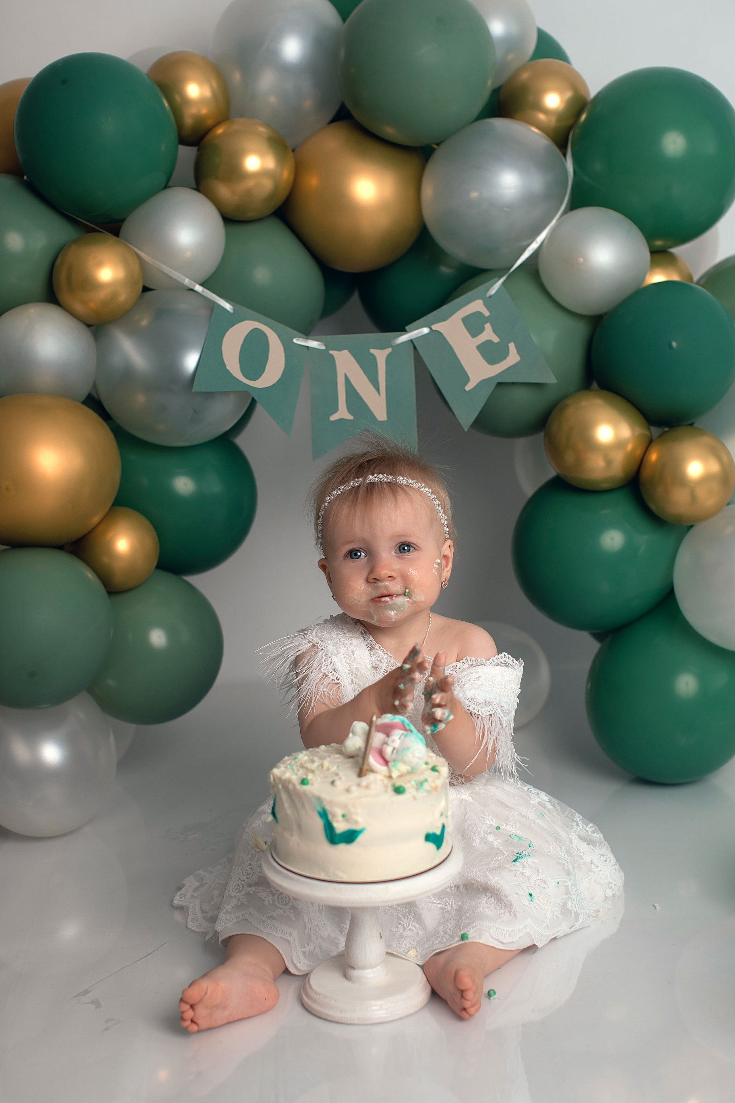 Съемка Первый тортик. Фотограф новорожденных