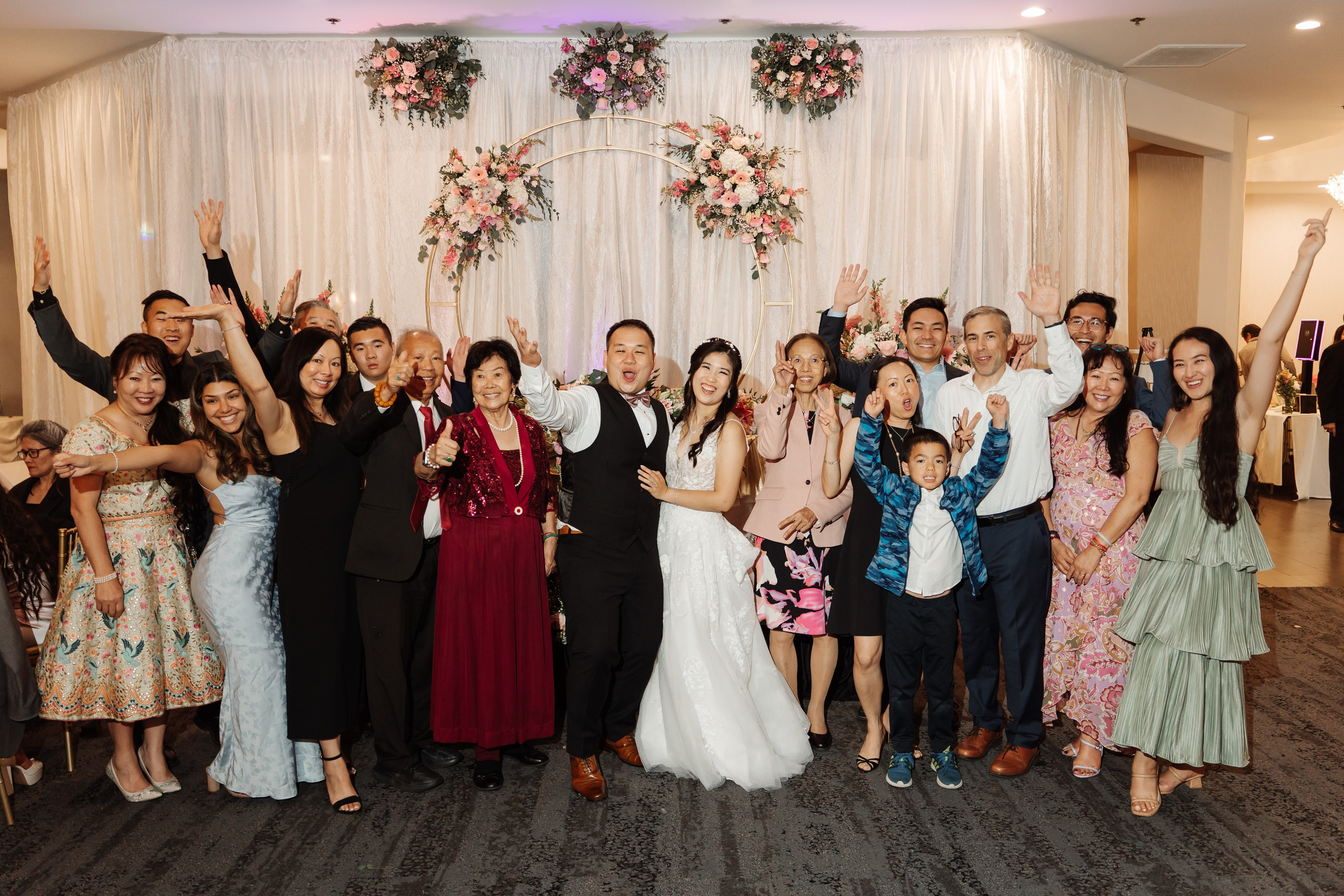 2025-08-16_AndreaChristopher. Ретушер Зенькевич Света