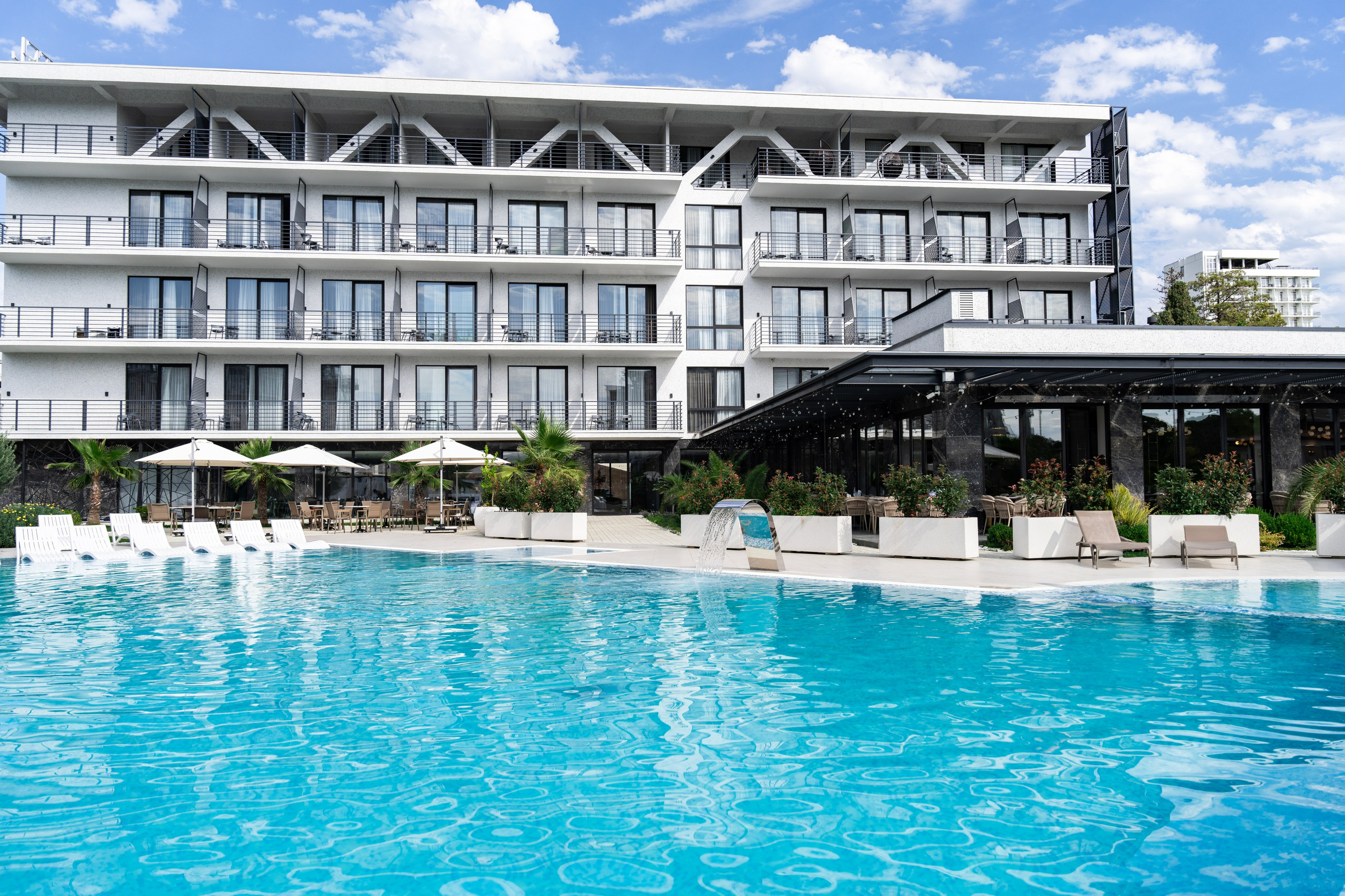 Riviera. Главная