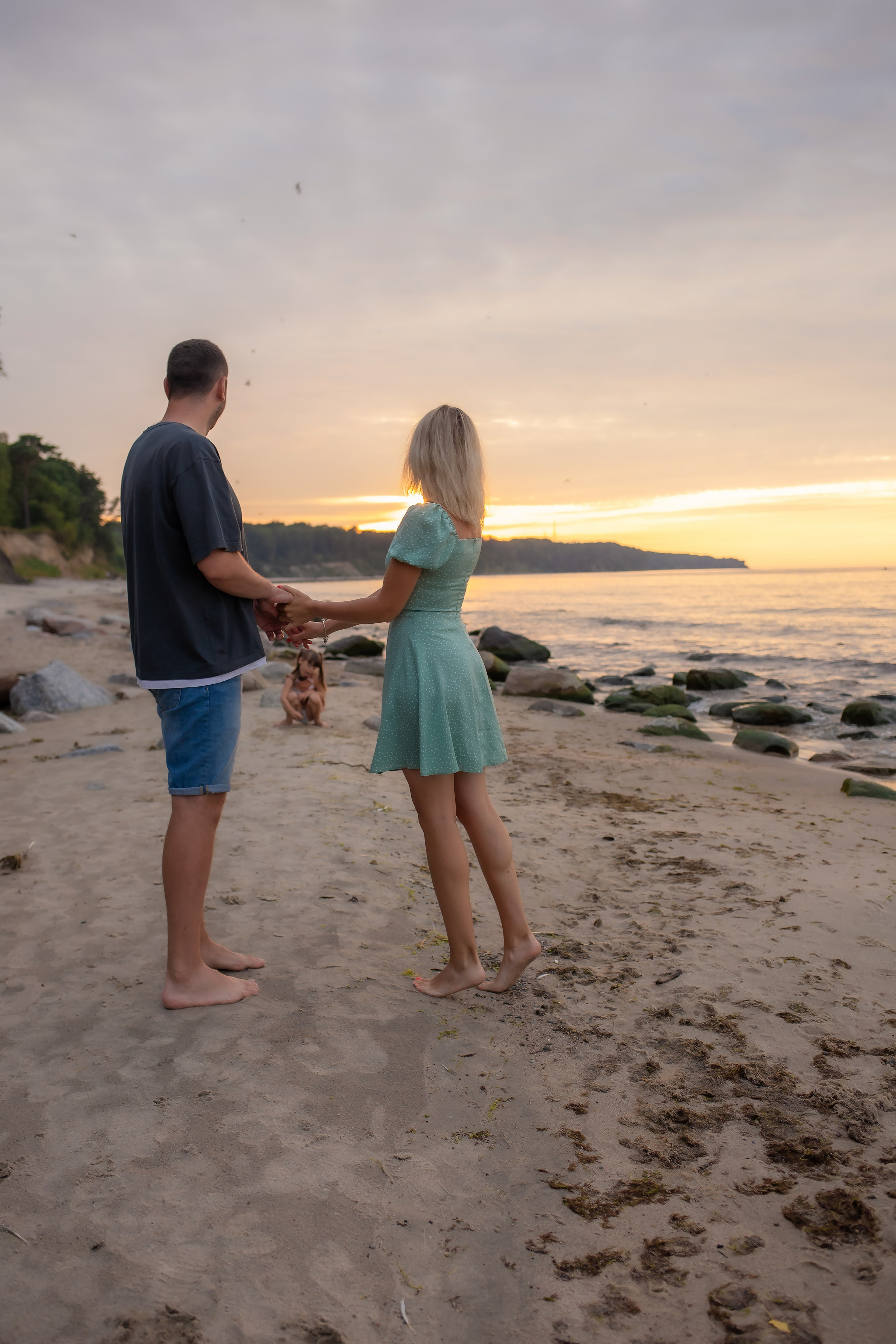 Есеня, Леня и Аня. Закат в Куликово. Фотограф в Калининграде Решетникова Алина