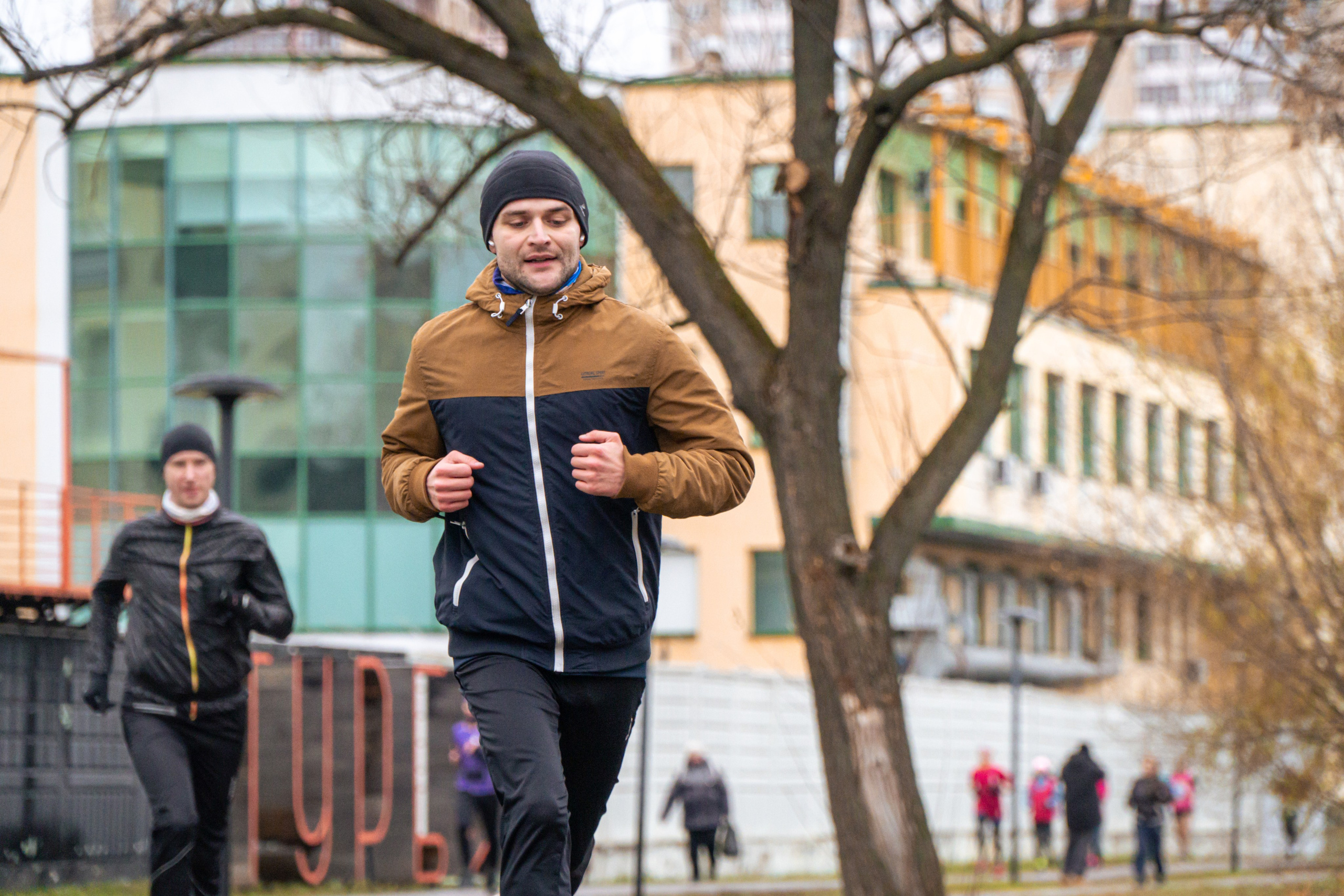 5 вёрст Реутов 16.11.2024. Роман Капилюшов. Бег. Фото. Видео. г. Люберцы