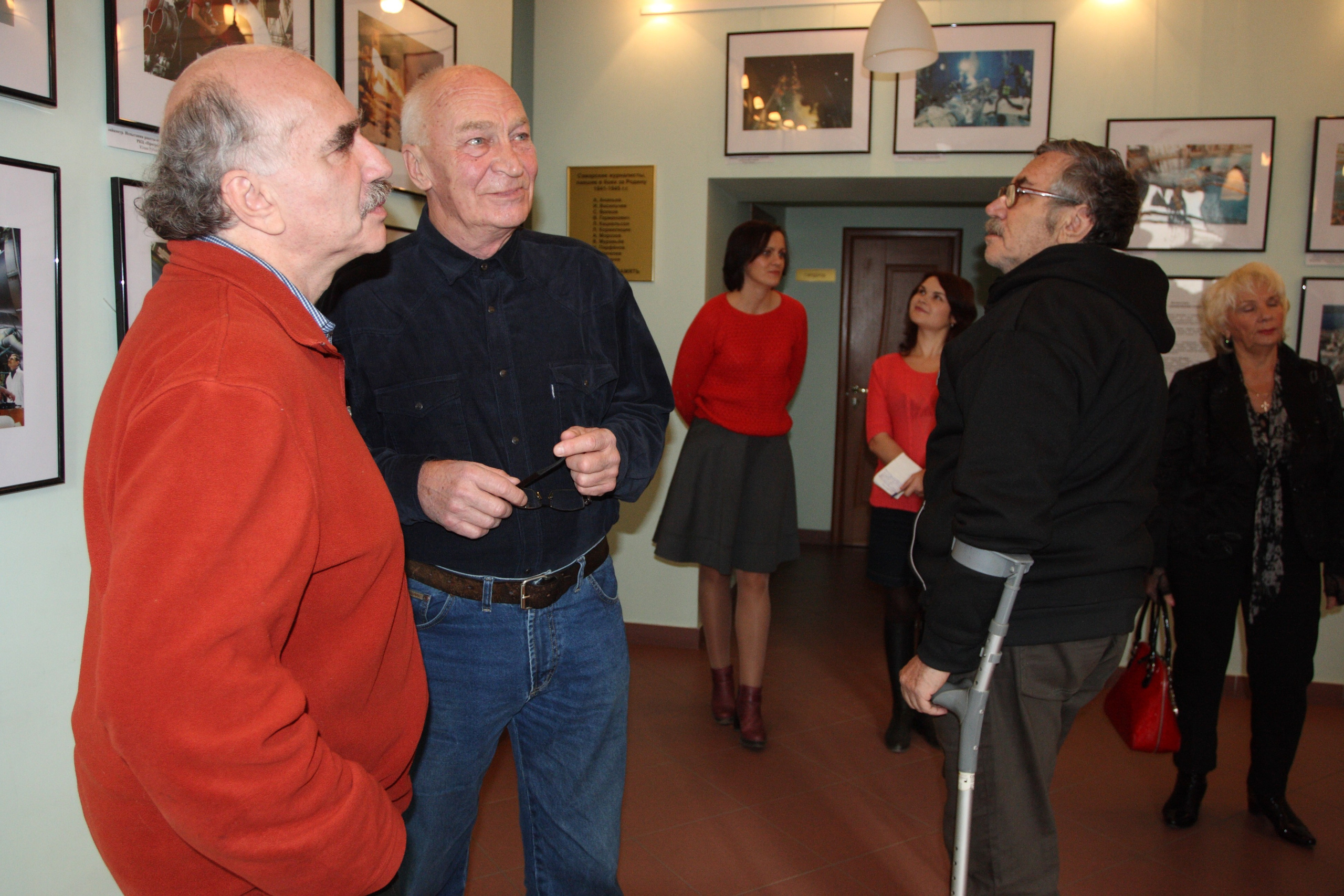 11.10.2016 Открытие фотовыставки «Космос». Фотообъединение Самарского областного отделения Союза журналистов России