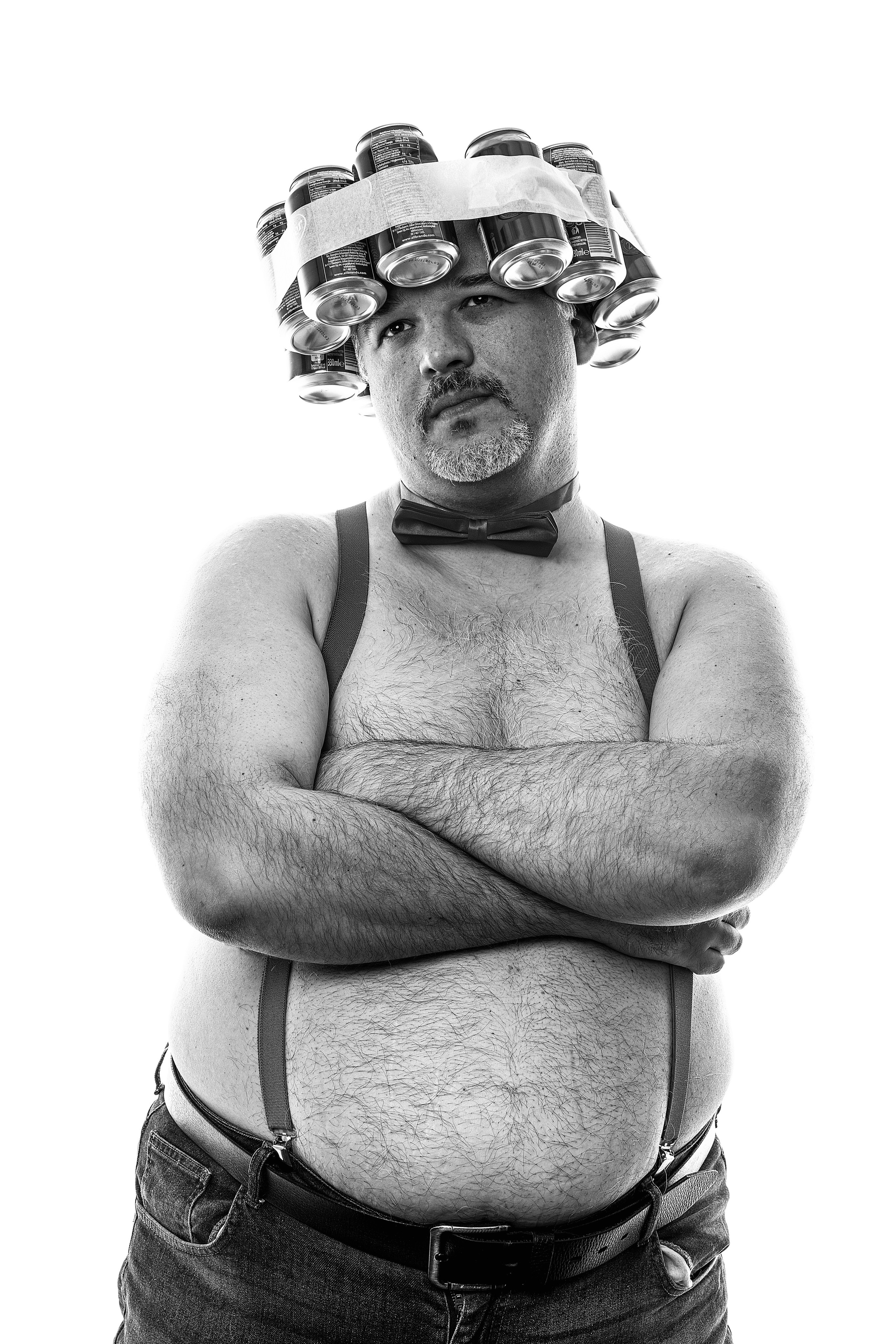 Эту работу можно интерпретировать как маркетинговый проект,но и,в то же время,как остросоциальный конфликт,затрагивающий злободневную тему «потребления».Но нашей главной задачей было повеселить зрителей и зарядить позитивной энергией пространство Рунета.Искусство можно интерпретировать совершенно по-разному. И каждая точка зрения имеет право на существование.Я хочу,чтобы каждый зритель нашел в моих работах то,что принесет ему эстетическое удовольствие и заряд позитивной энергии.