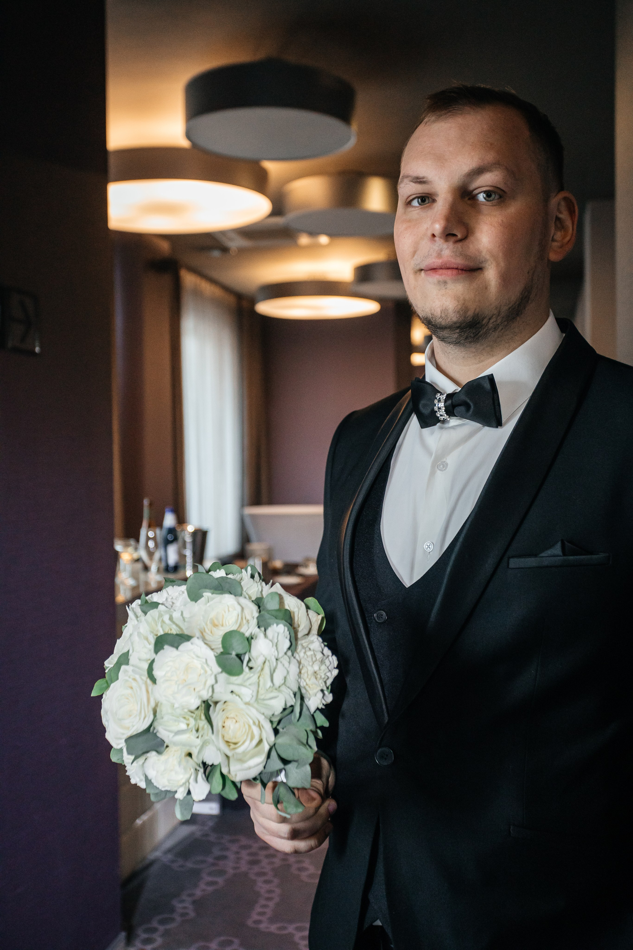 Фотосъёмка выездной регистрации на крыше отеля Сергей и Екатерина. Александр Оношкин. Свадебный фотограф в Екатеринбурге