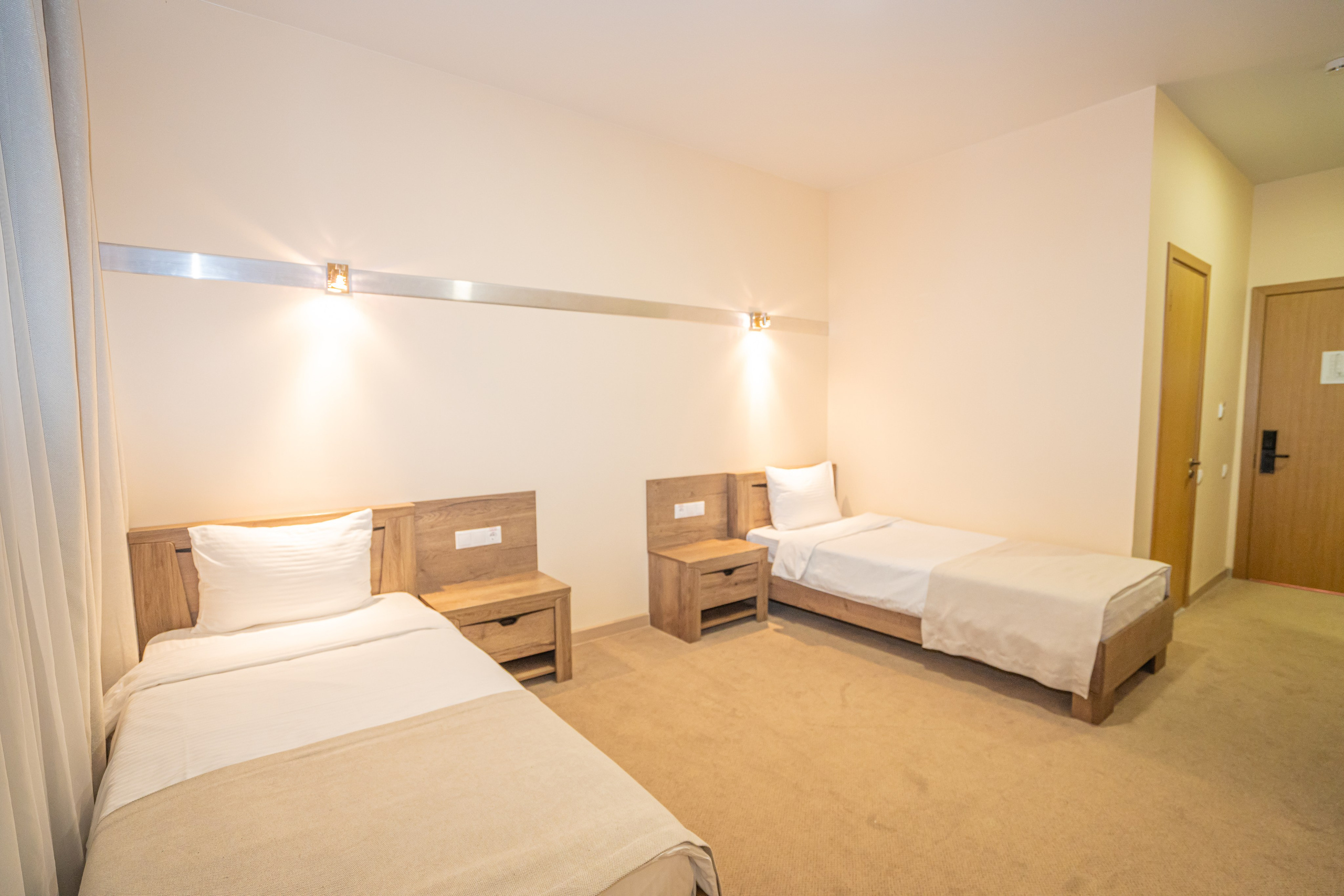 Интерьерная фотосъемка премиальных отелей Dream Hotel в Краснодаре и Анапе Профессиональная фотосъемка интерьеров отелей Dream Hotel: Красно. Шедевры для Вас! Фотограф и Видеограф в Краснодаре Пахиев Руслан