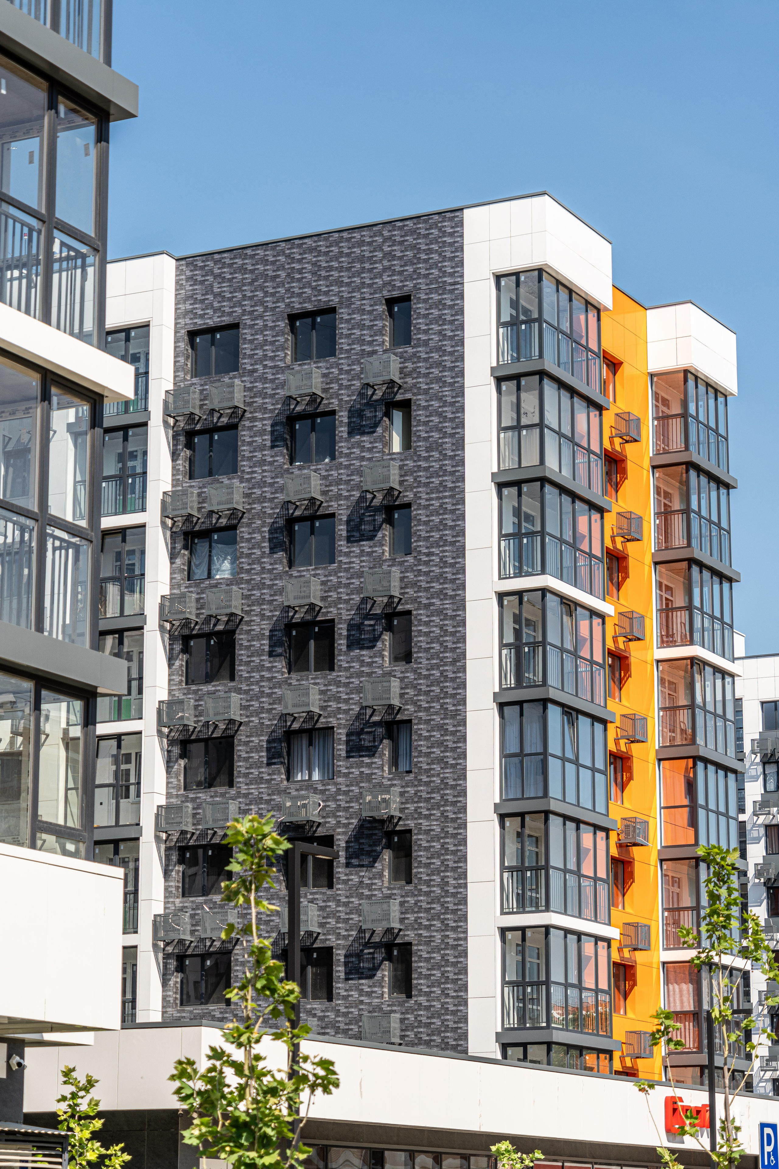 Фотосъемка жилых комплексов для застройщиков в Краснодаре Профессиональная фото и видео съемка ЖК в Краснодаре — архитектурная съемка. Шедевры для Вас! Фотограф и Видеограф в Краснодаре Пахиев Руслан