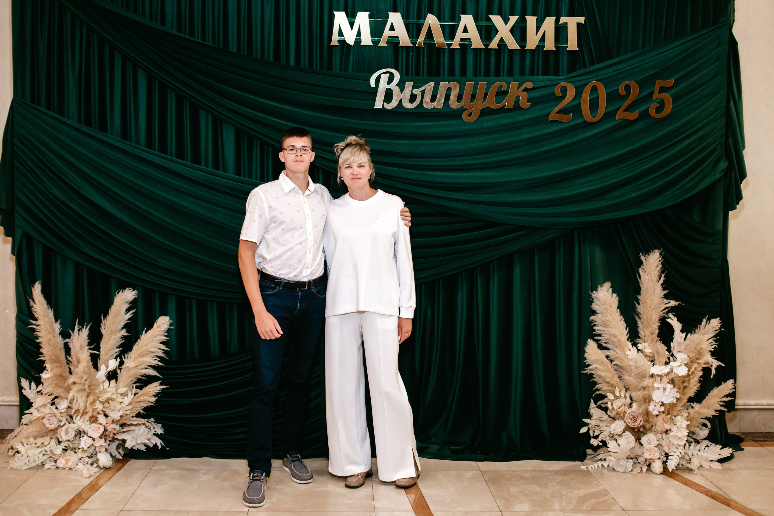 Выпускной 2025 (9класс) 124 школа. Фотограф в Челябинске Ополихина Анна