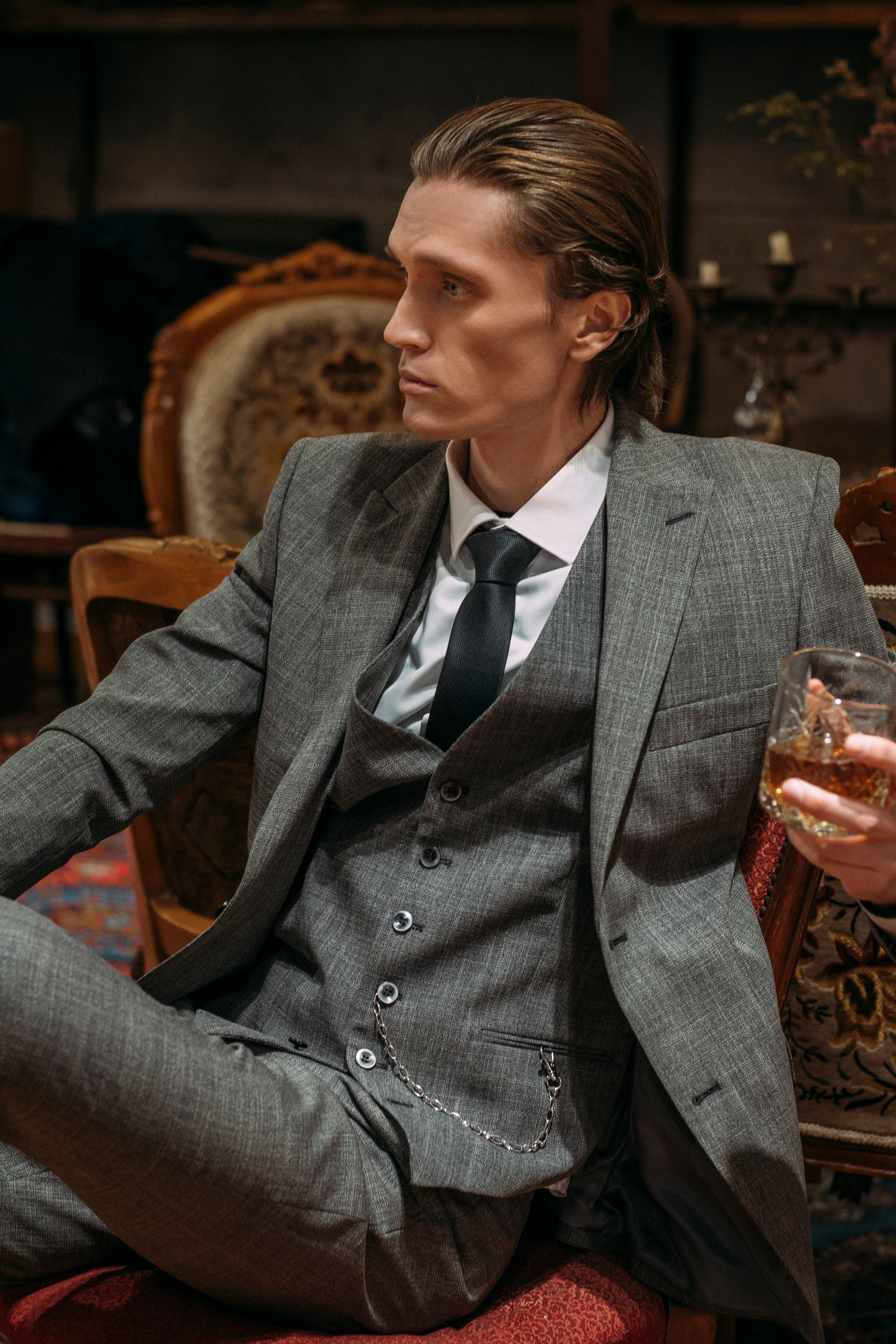 «Острые козырьки». Фотограф в Красноярске