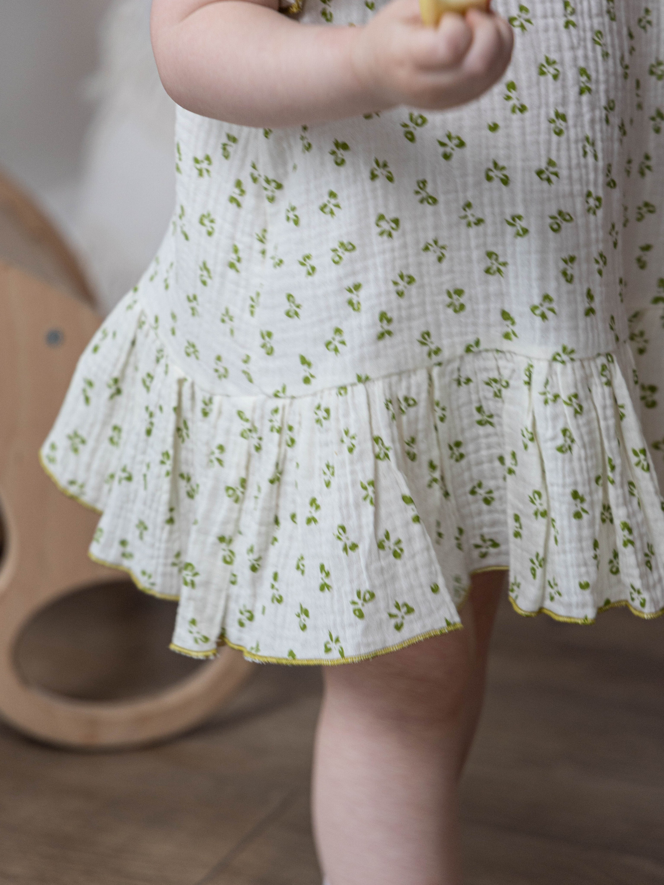 Детские платья. Фотограф для маркетплейсов, фотоуслуги в Жуковском Татьяна Марсуверских