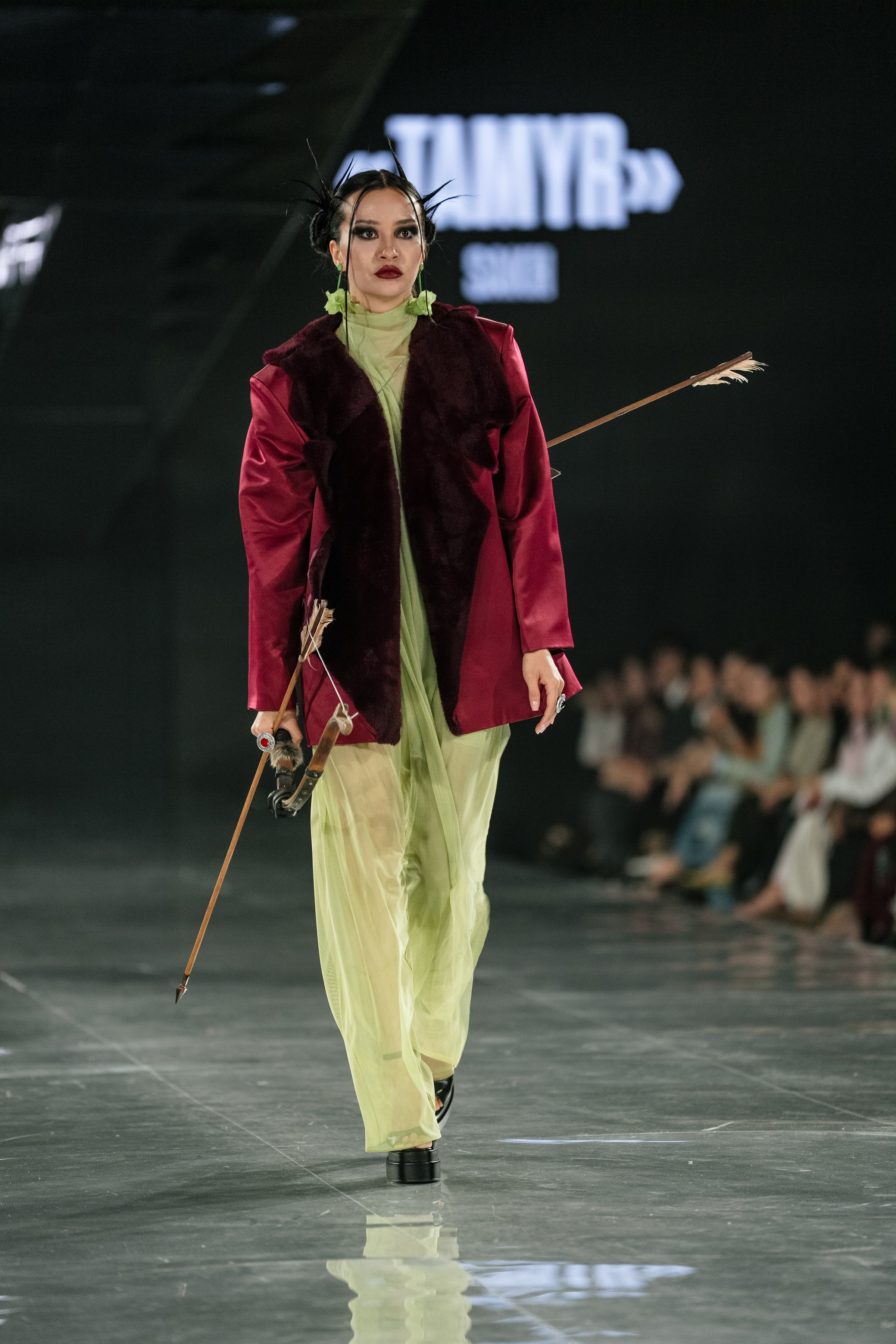 Visa Fashion Week SAKH. Сайт Алматинского НЮ АРТ, будуар и фэшн фотографа Дениса Карпенко